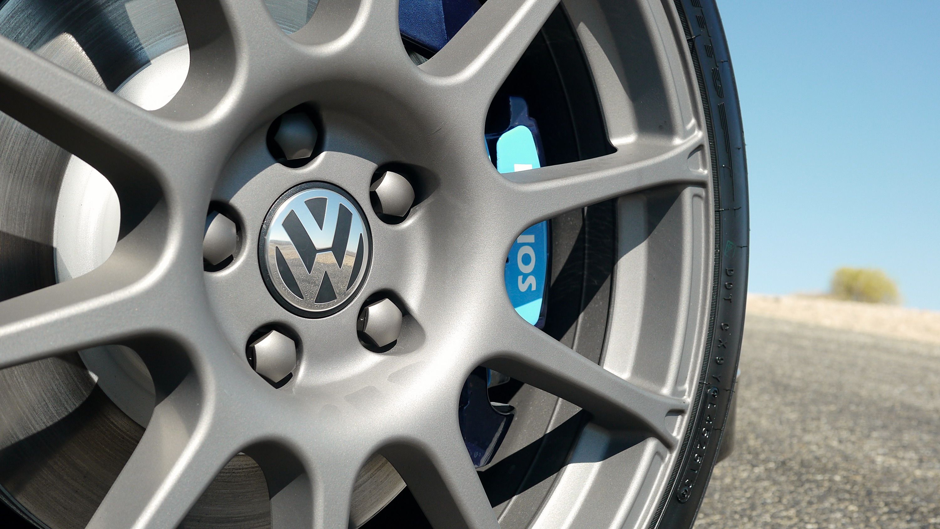2014 Volkswagen Jetta GLI Helios Special Edition