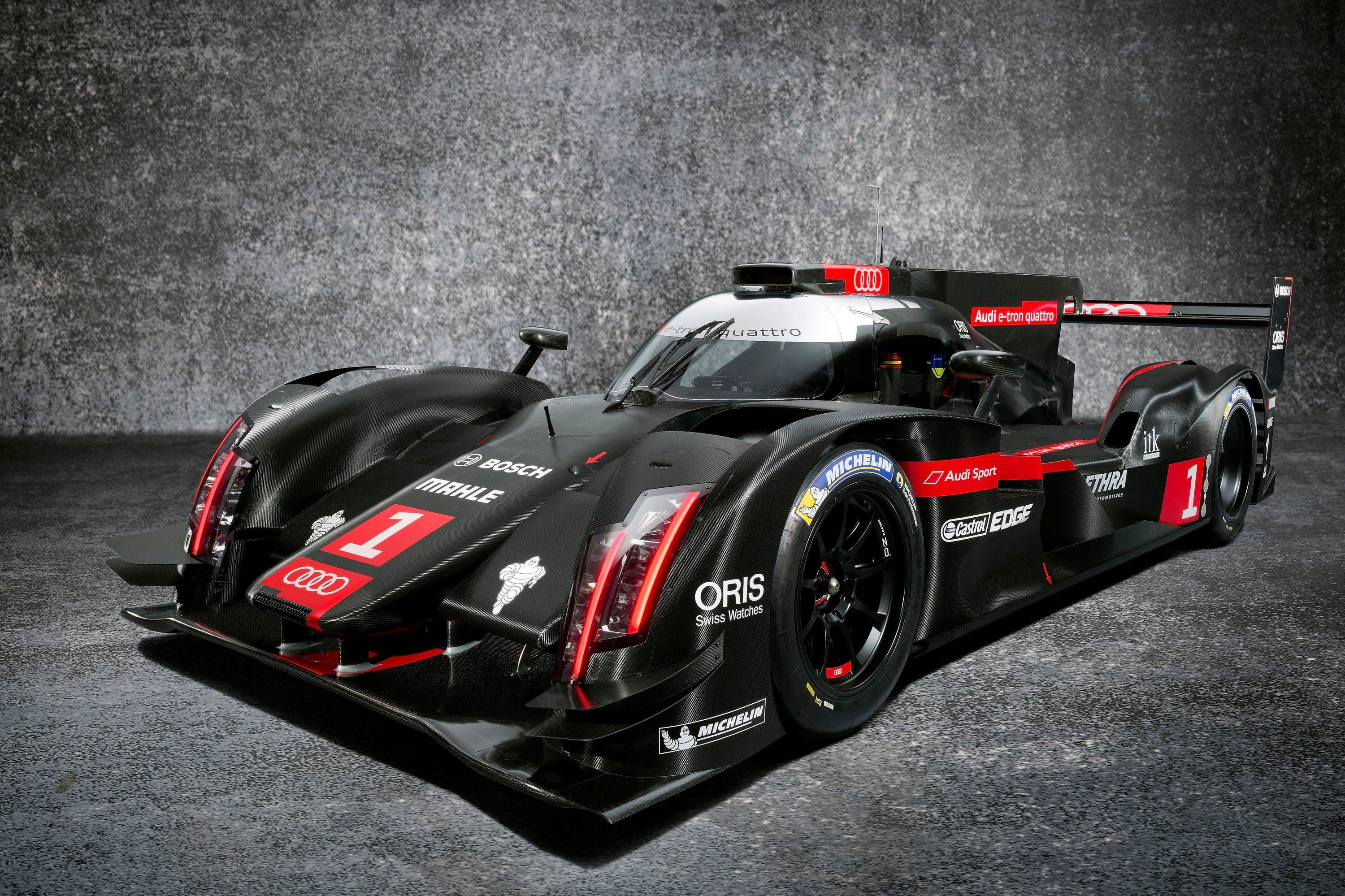 2014  Audi R18 e-tron quattro LMP1