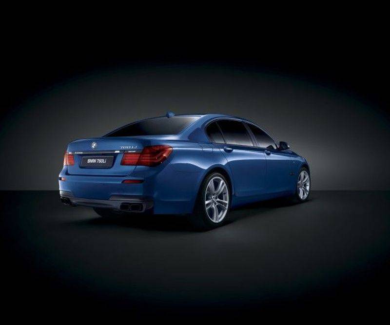 2013 BMW 760Li V12 M Bi-Turbo