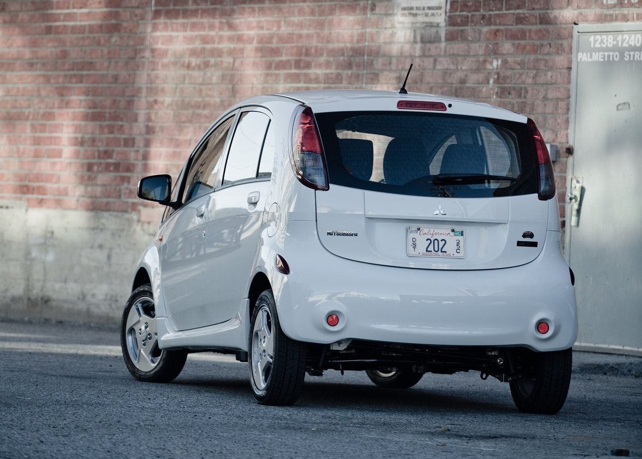 2014 Mitsubishi i-MiEV