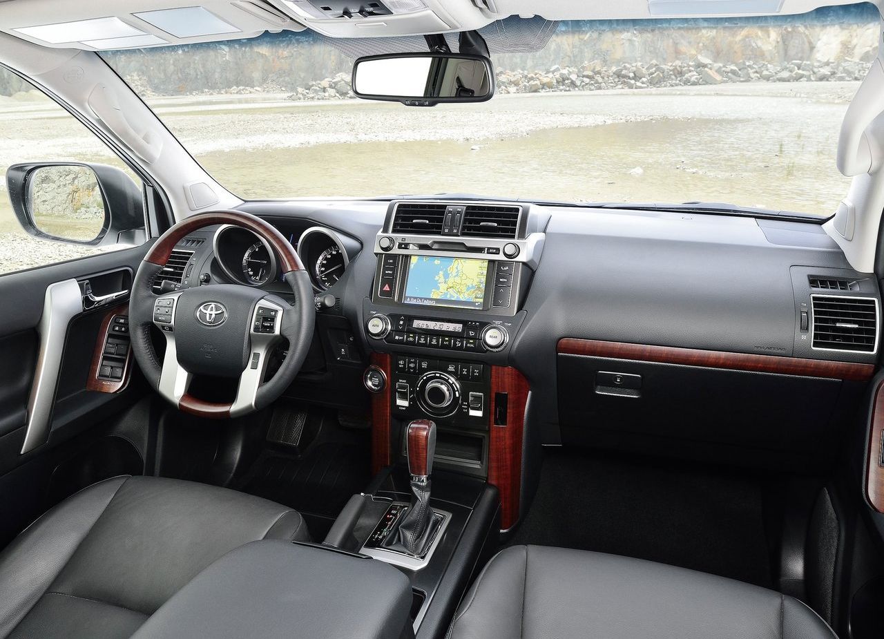 2014 Toyota Land Cruiser Euro-Spec