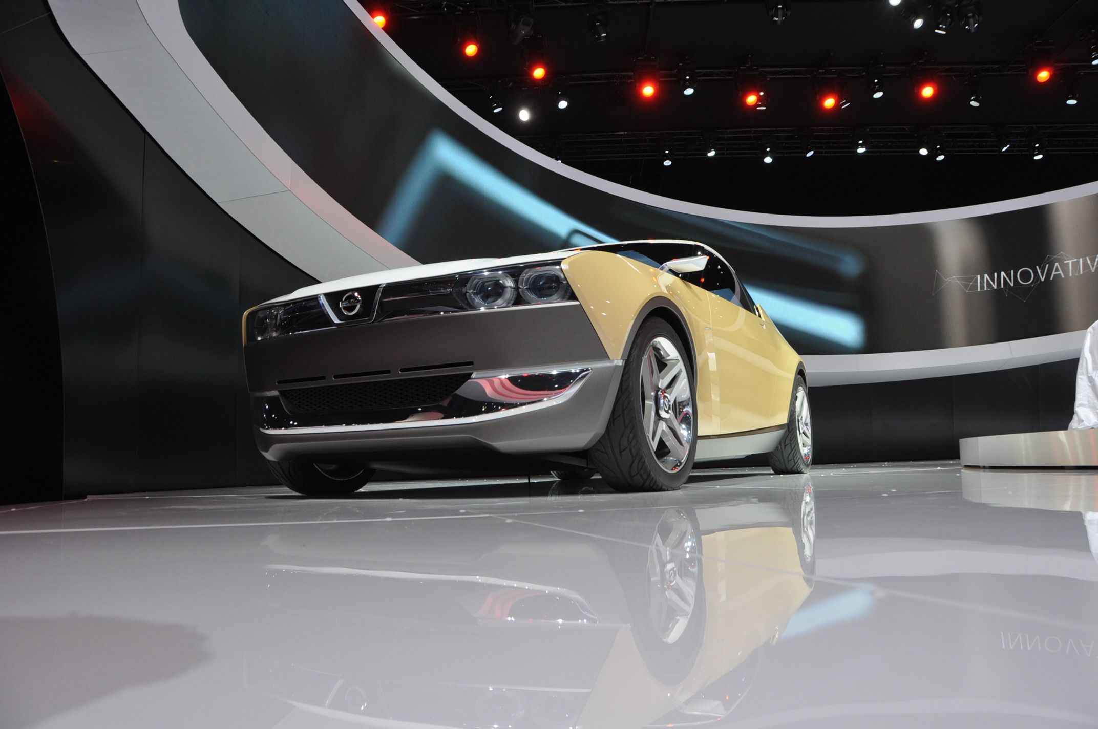 2014 Nissan IDx Freeflow