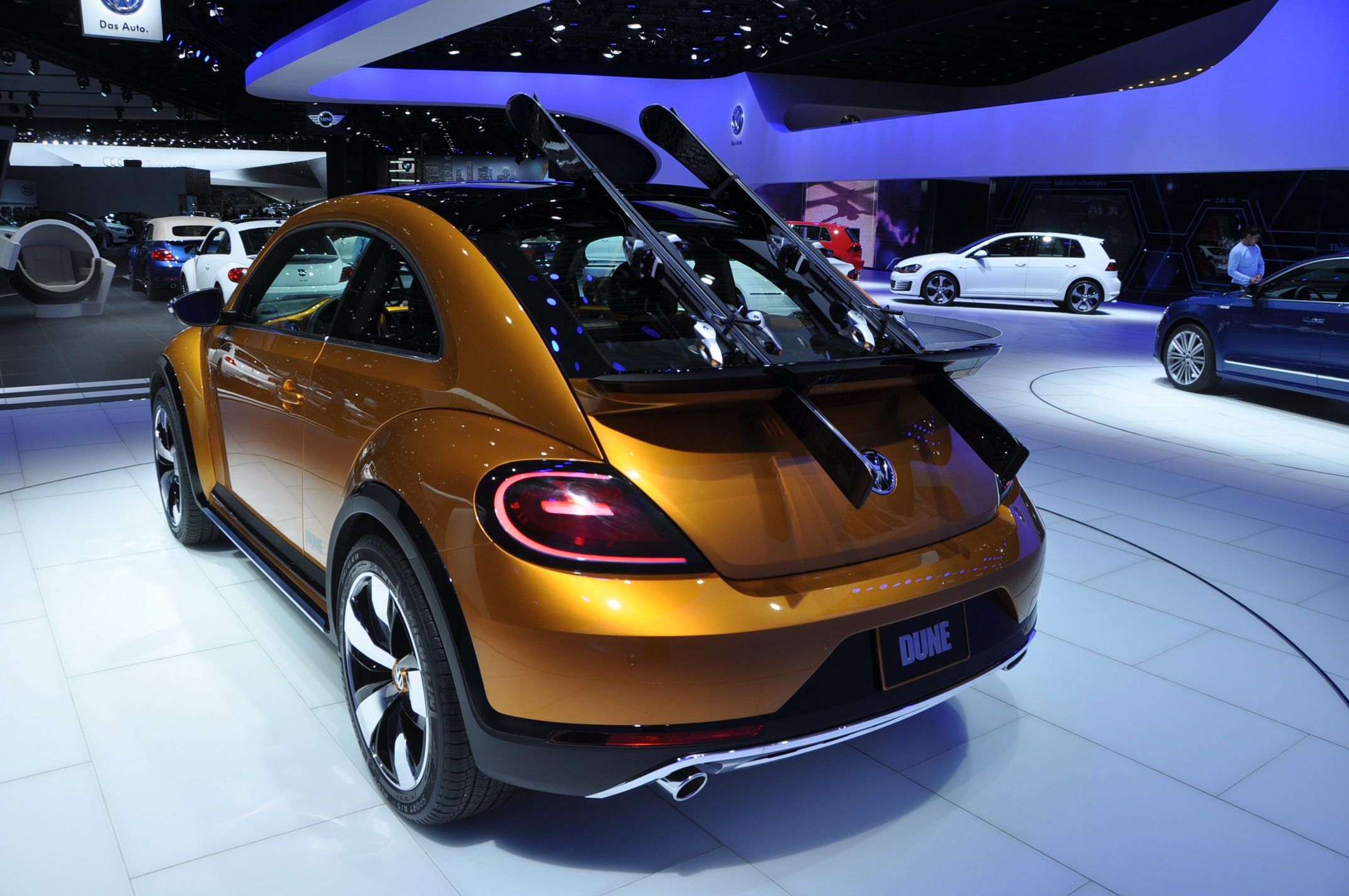 2014 Volkswagen New Beetle Dune Concept