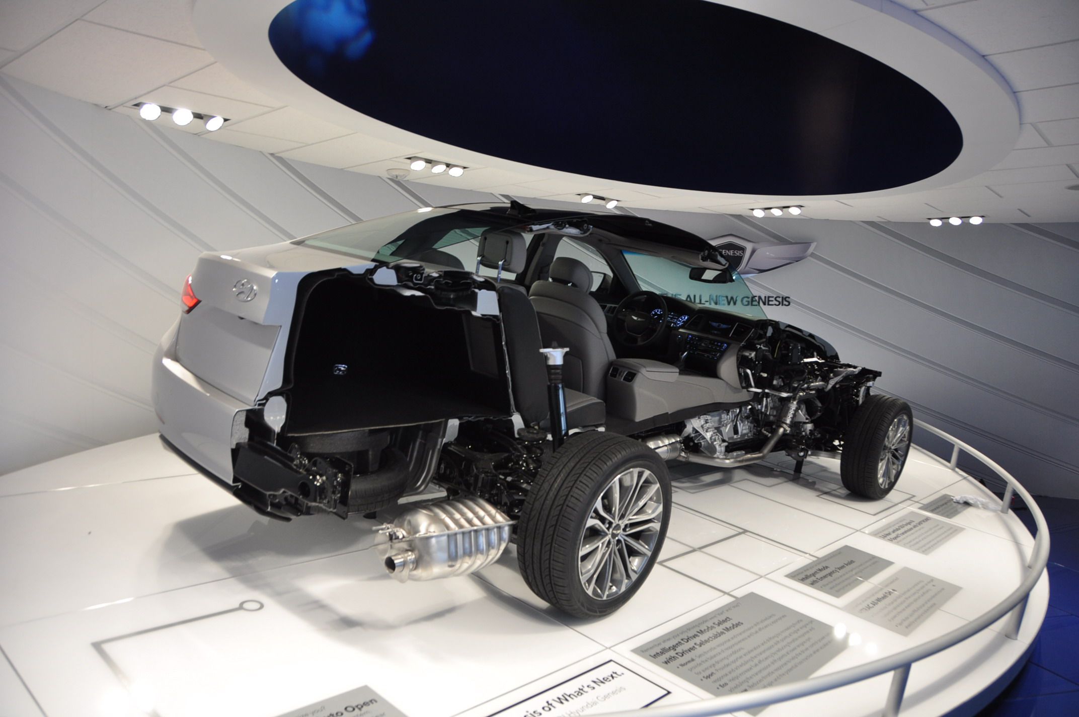 2015 - 2016 Hyundai Genesis