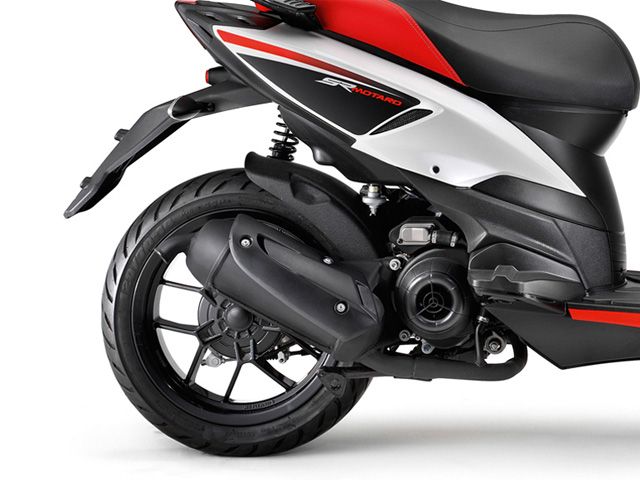 APRILIA SR Motard 50 (2014-2015) Specs, Performance & Photos - autoevolution