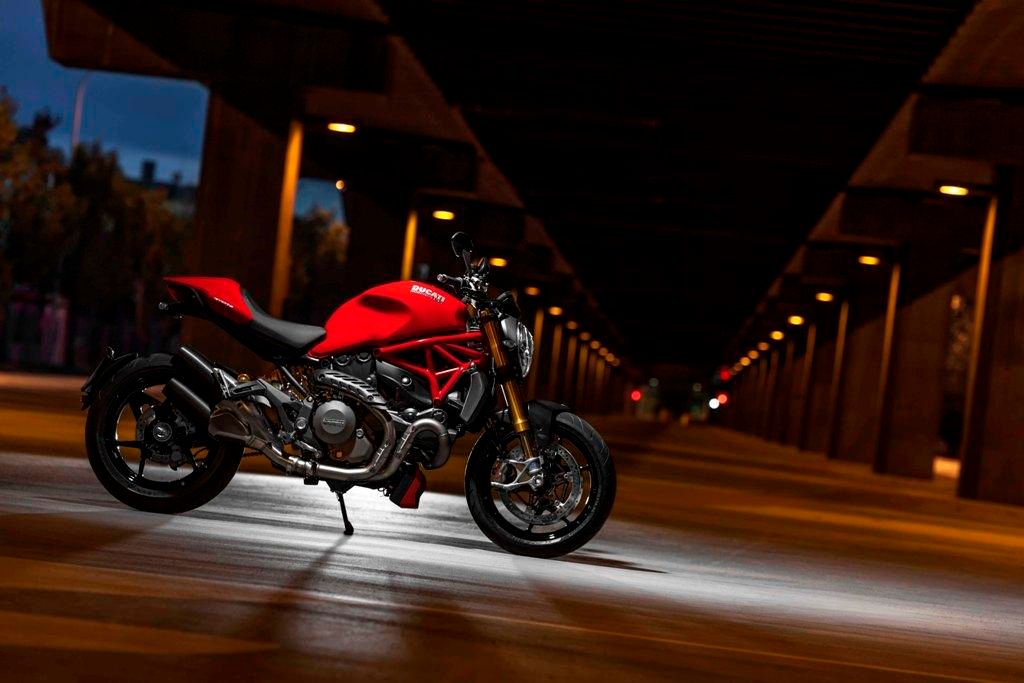 2014 Ducati Monster 1200 S