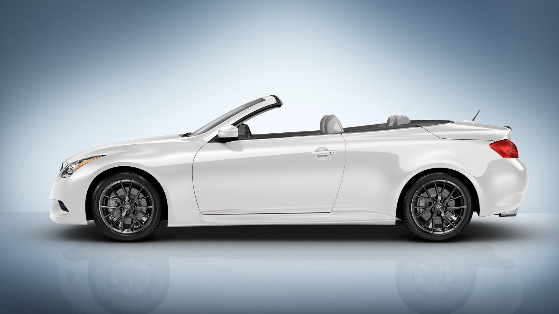 2014 Infiniti Q60 IPL Convertible