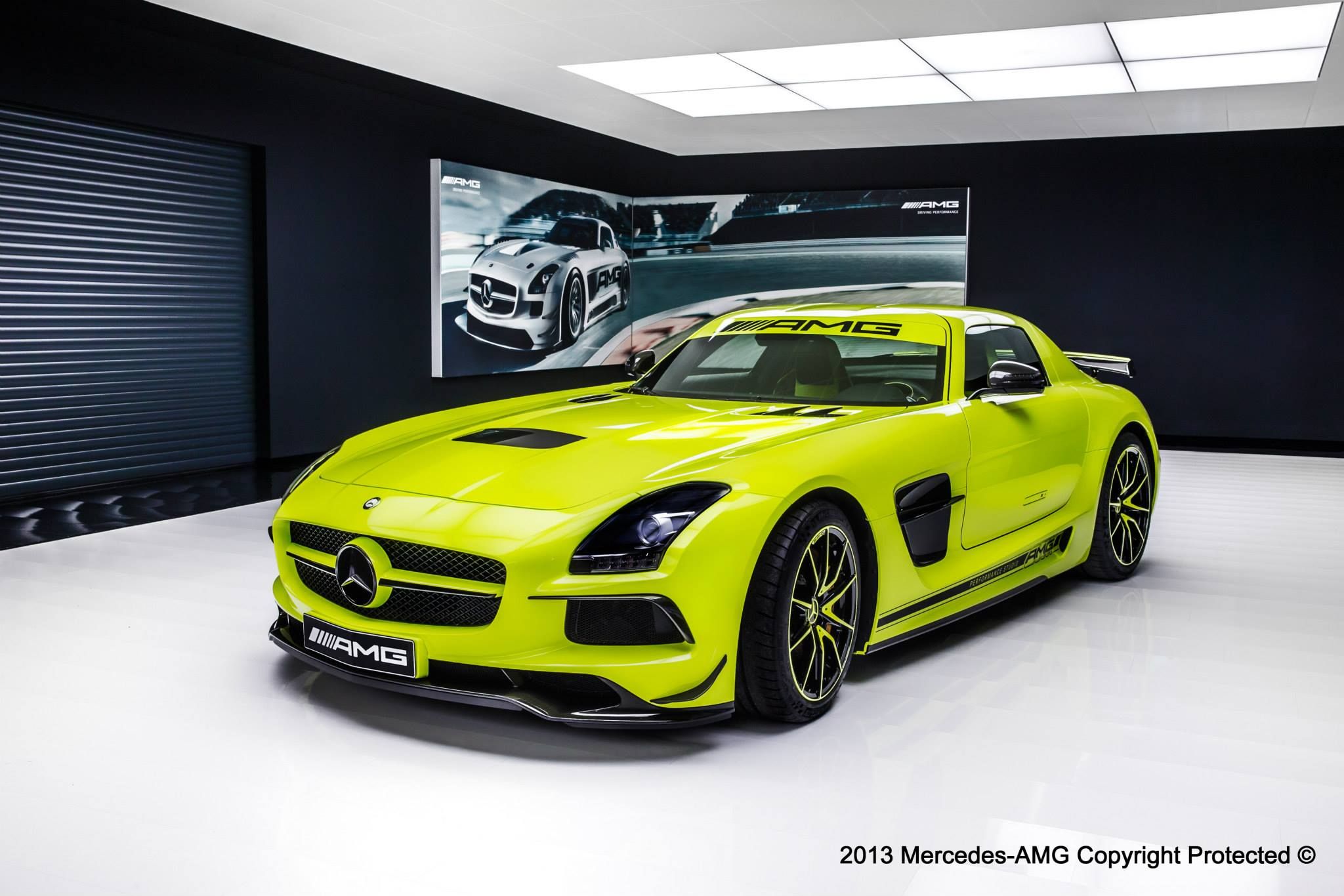 2014 Mercedes-Benz SLS AMG Black Series by AMG Performance Studio