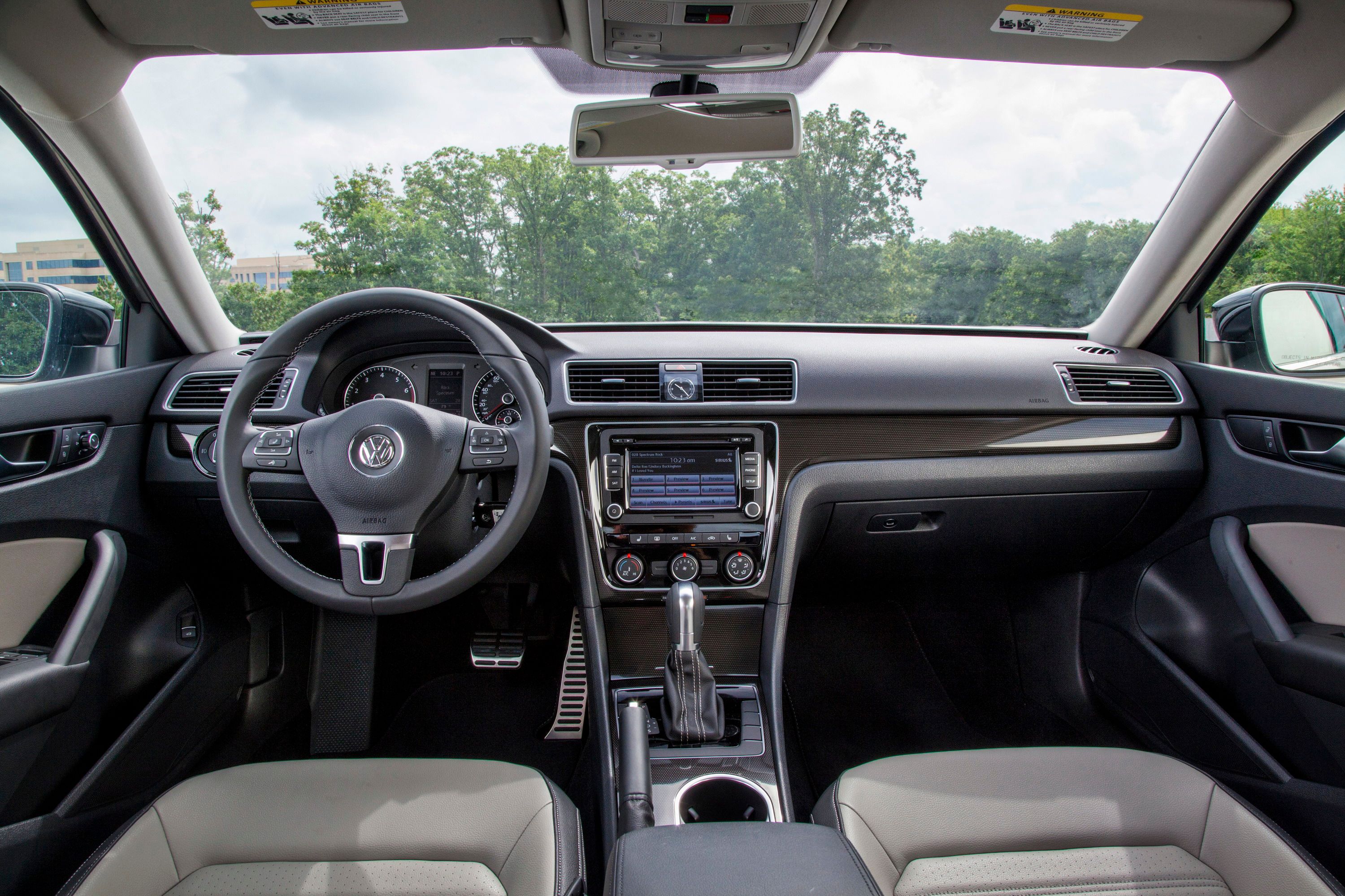 2014 Volkswagen Passat Sport 