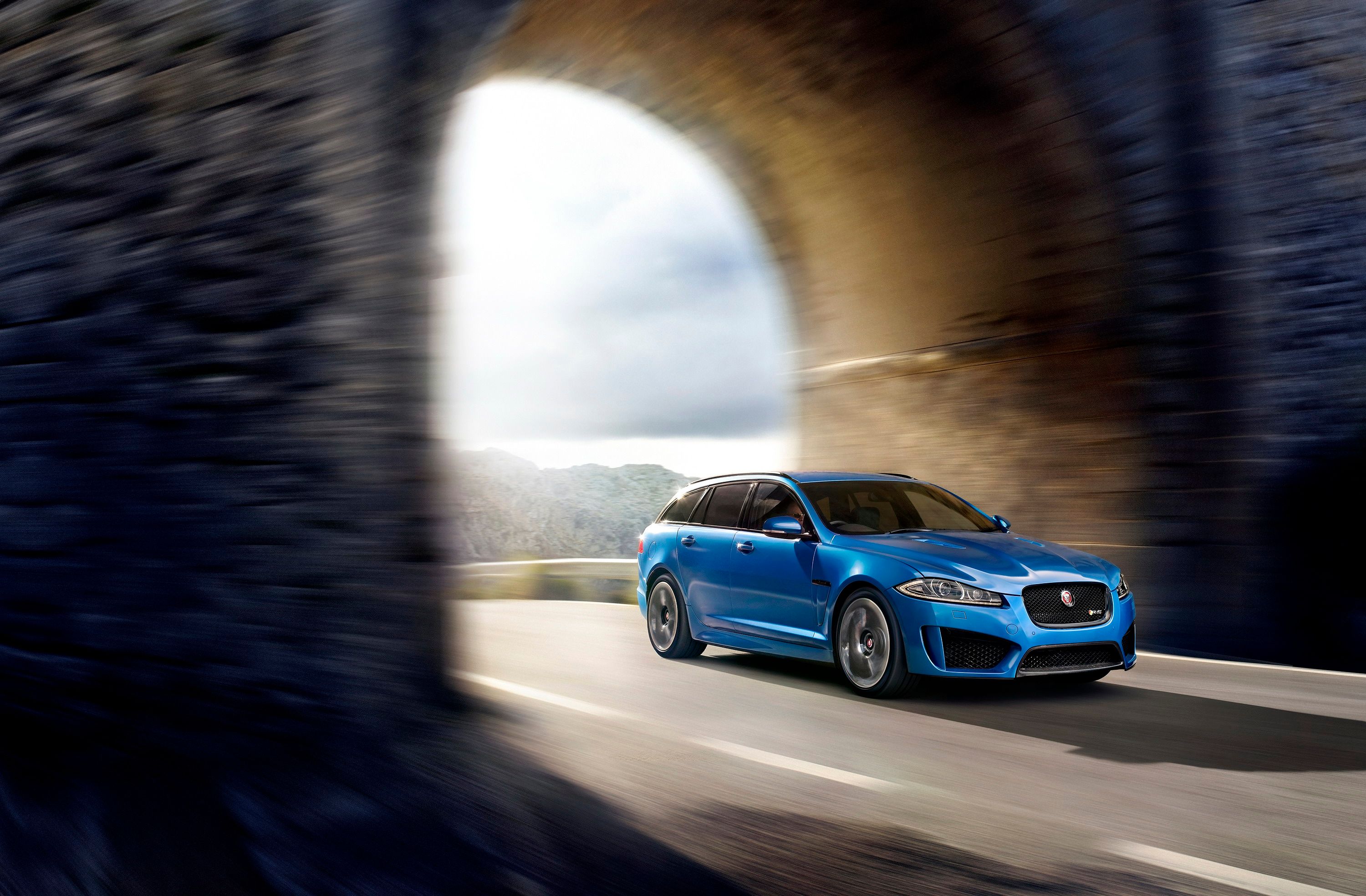 2015 Jaguar XFR-S Sportbrake