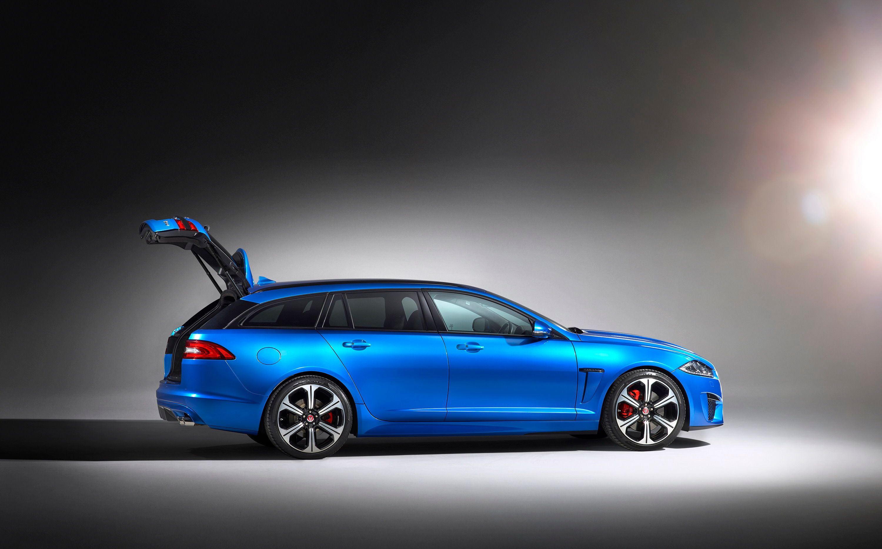 2015 Jaguar XFR-S Sportbrake