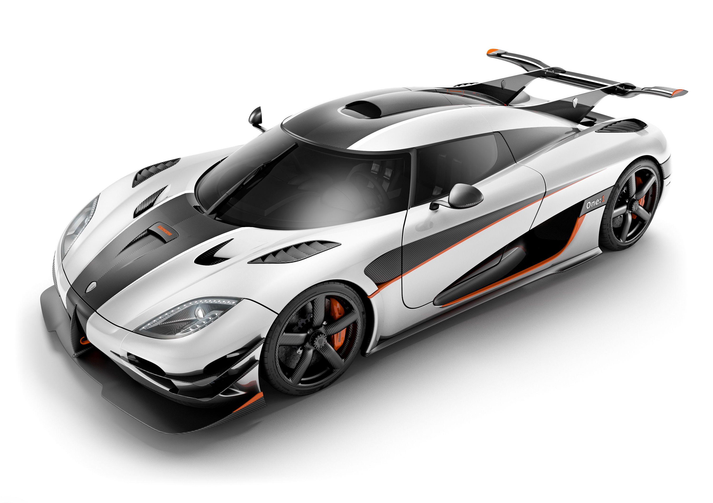  Koenigsegg is planning on breaking a few records with the Agera R and One:1. 
