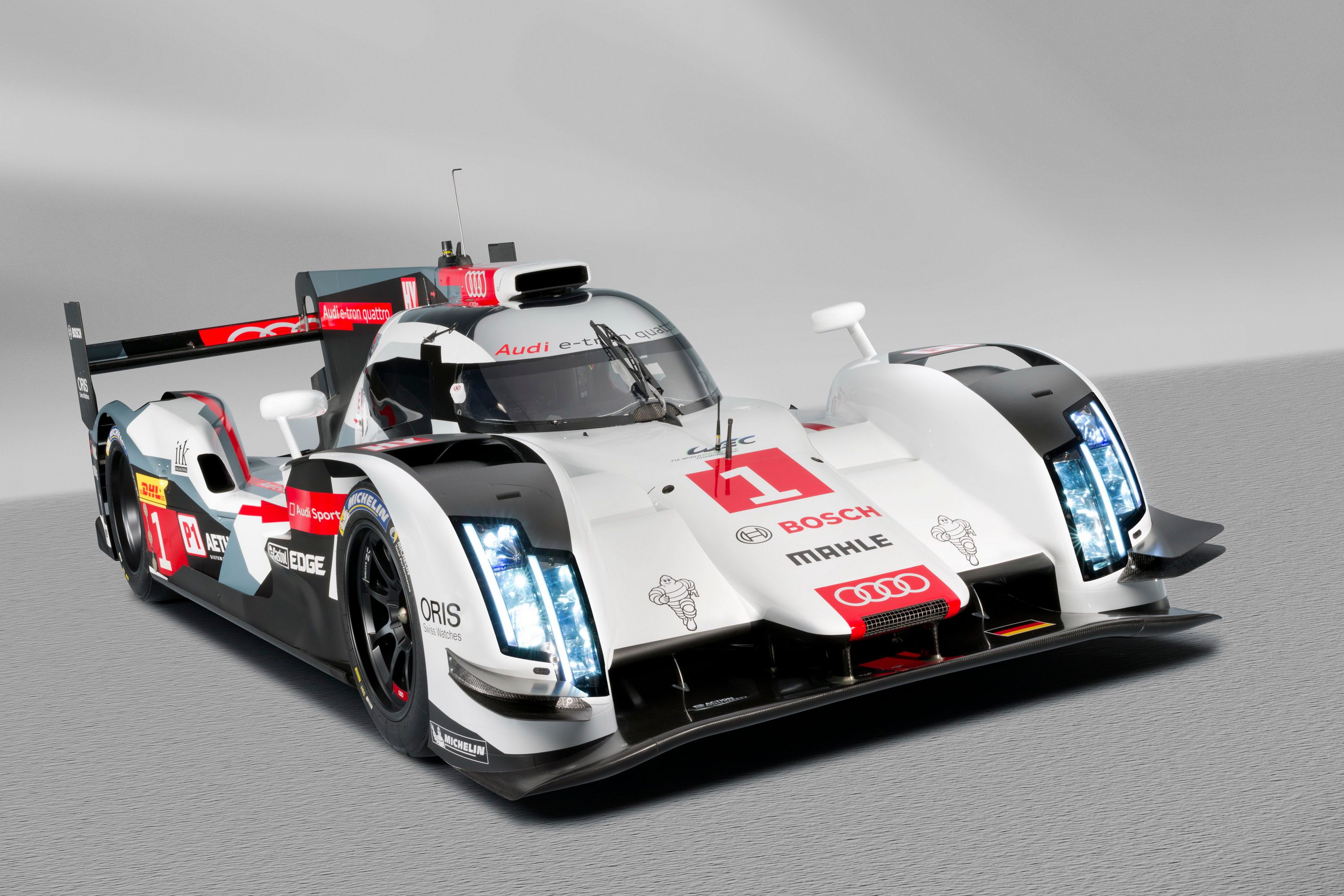 2014  Audi R18 e-tron quattro LMP1