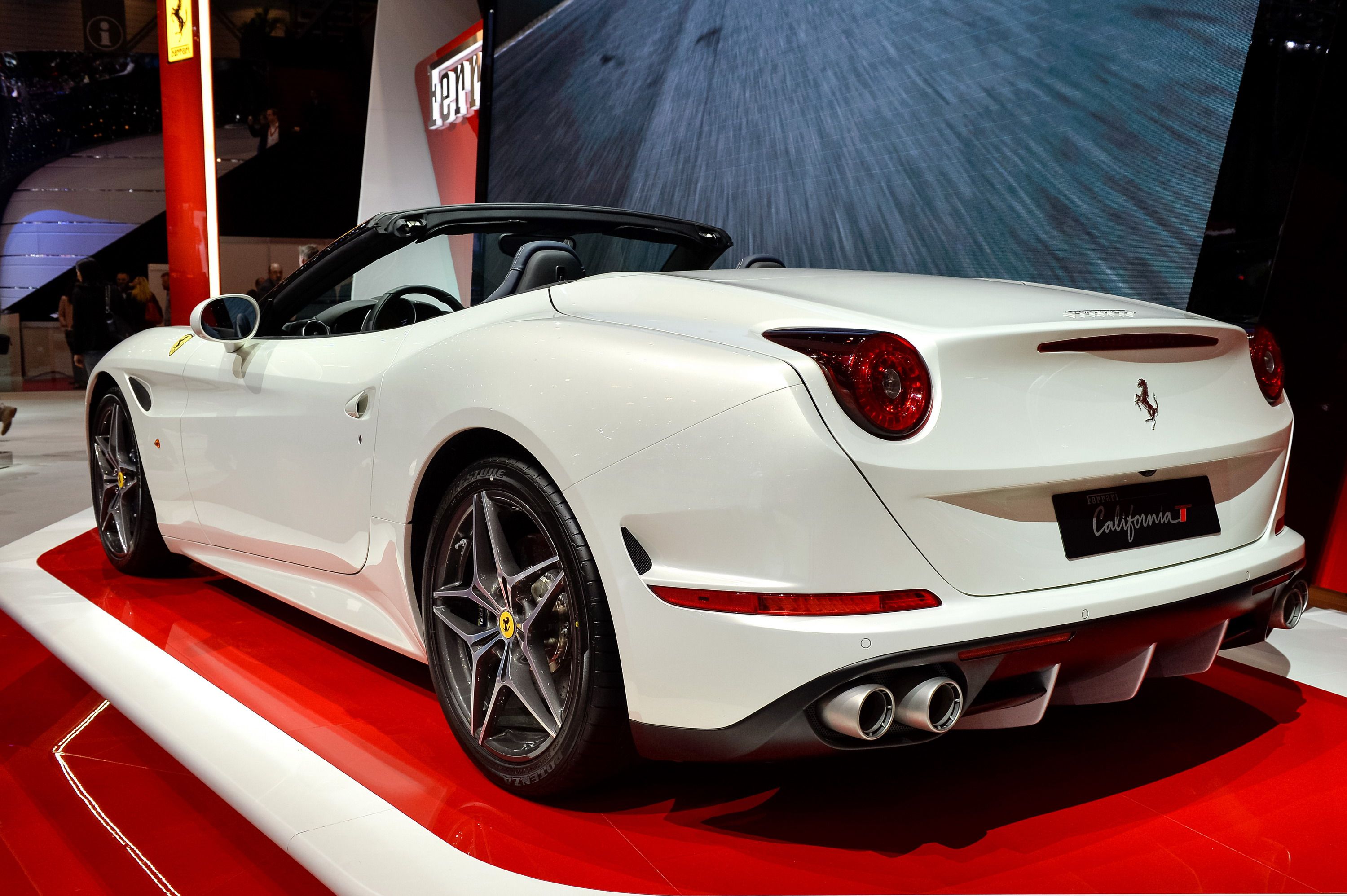 2015 - 2016 Ferrari California T