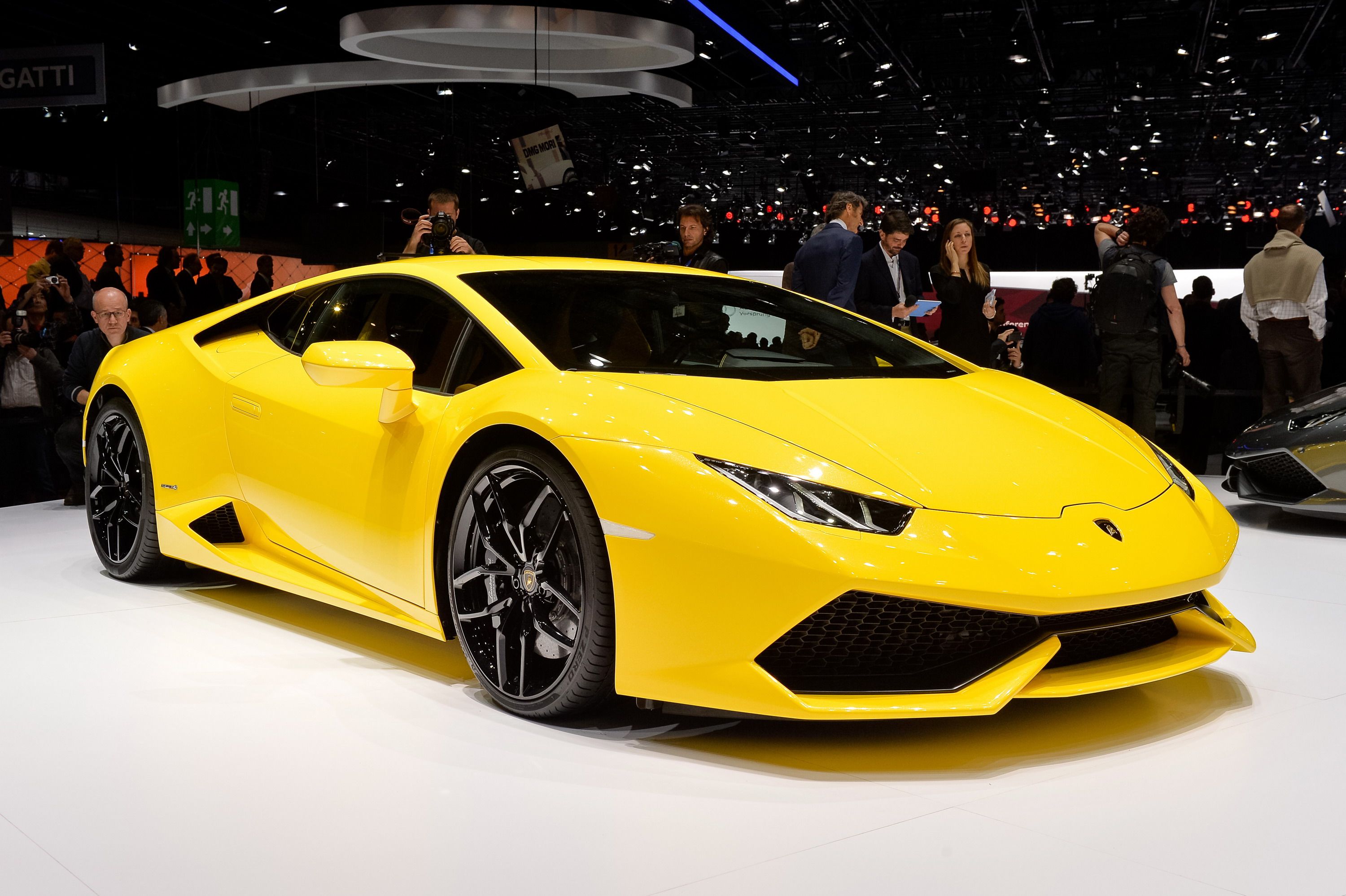 2015 - 2016 Lamborghini Huracán LP 610-4