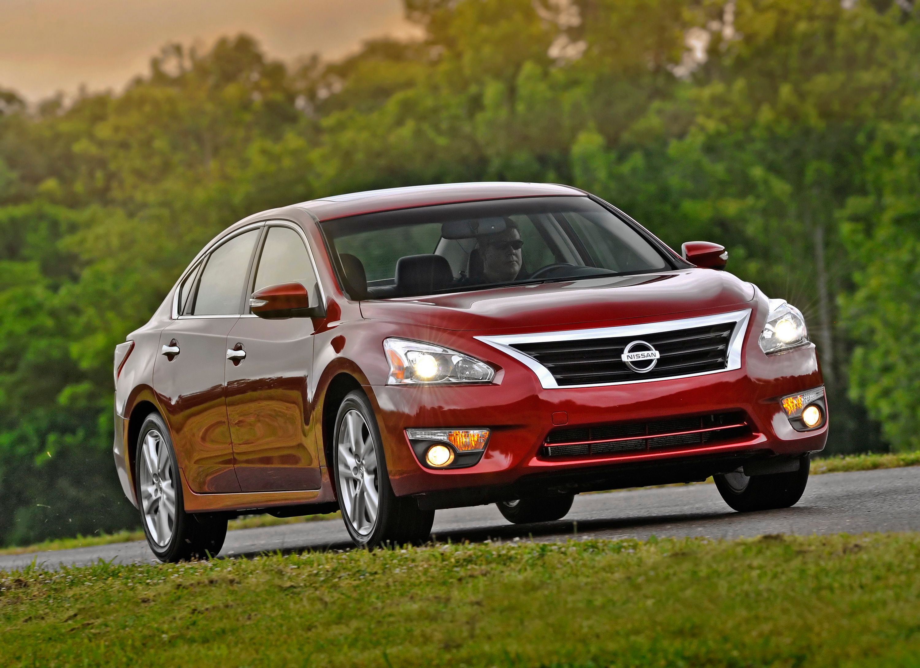 2014 - 2015 Nissan Altima