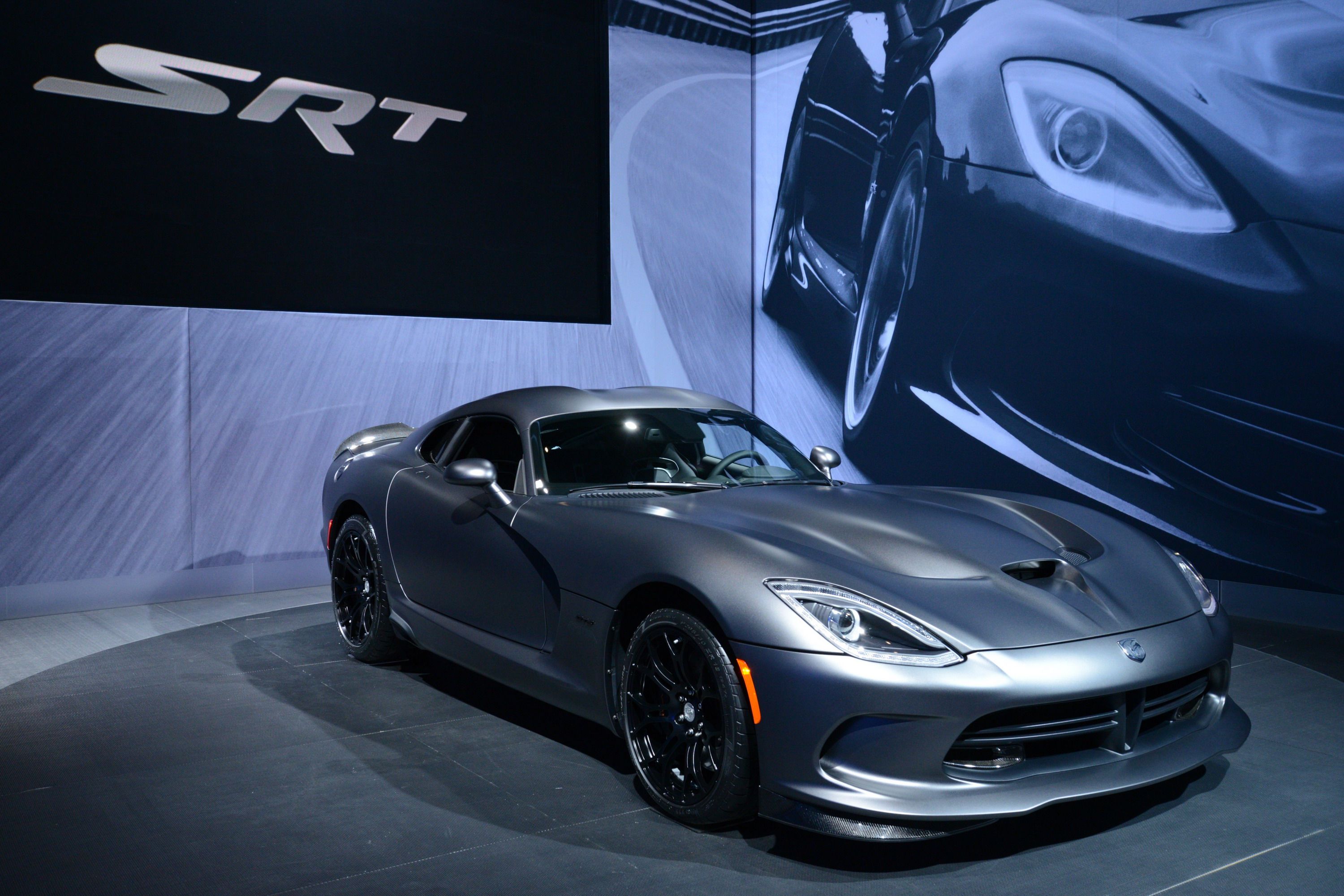 2014 SRT Viper Anodized Carbon Special Edition Time Attack