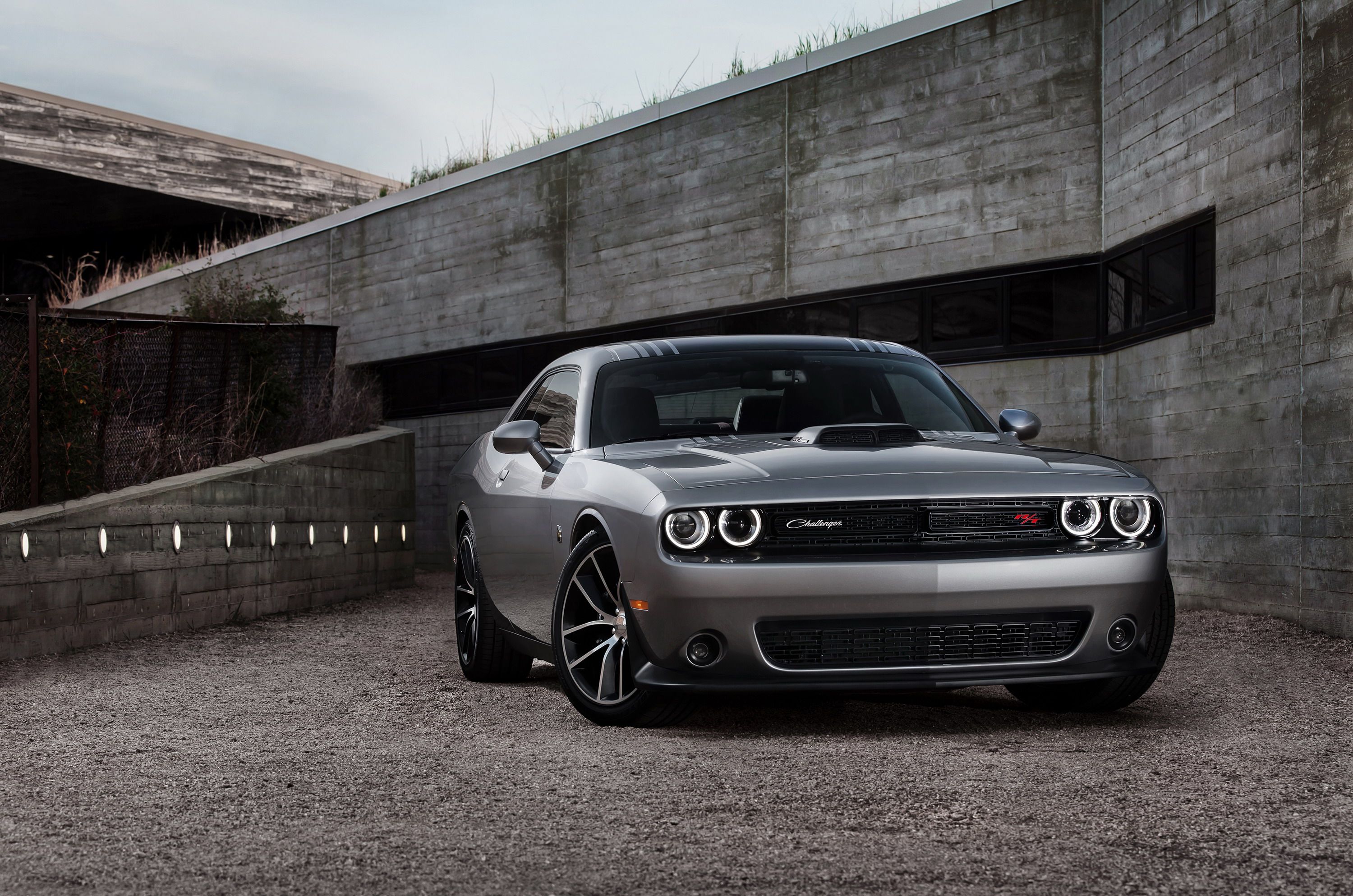 2015 Dodge Challenger 392 HEMI Scat Pack Shaker