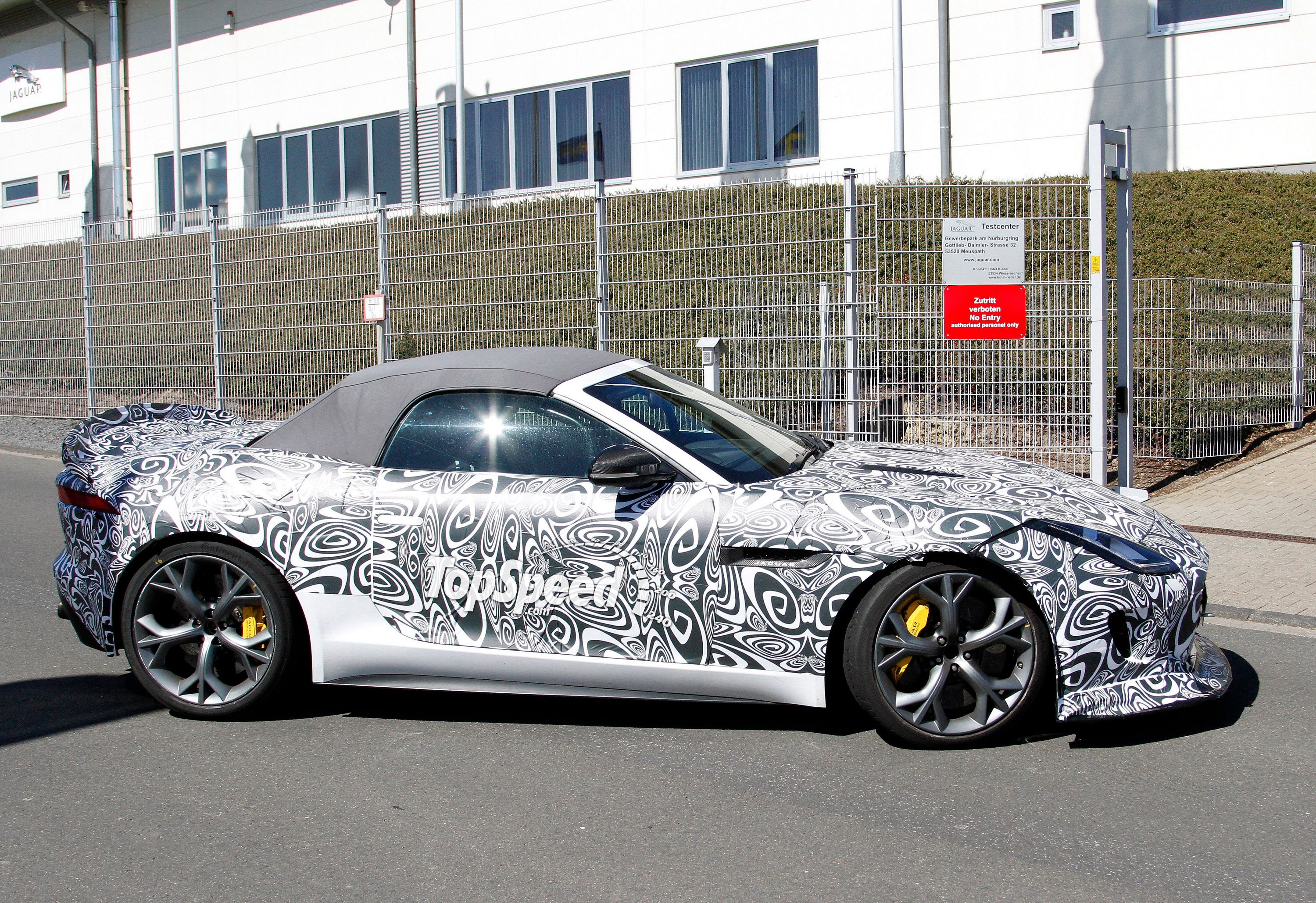 2015 Jaguar F-Type Roadster R-S