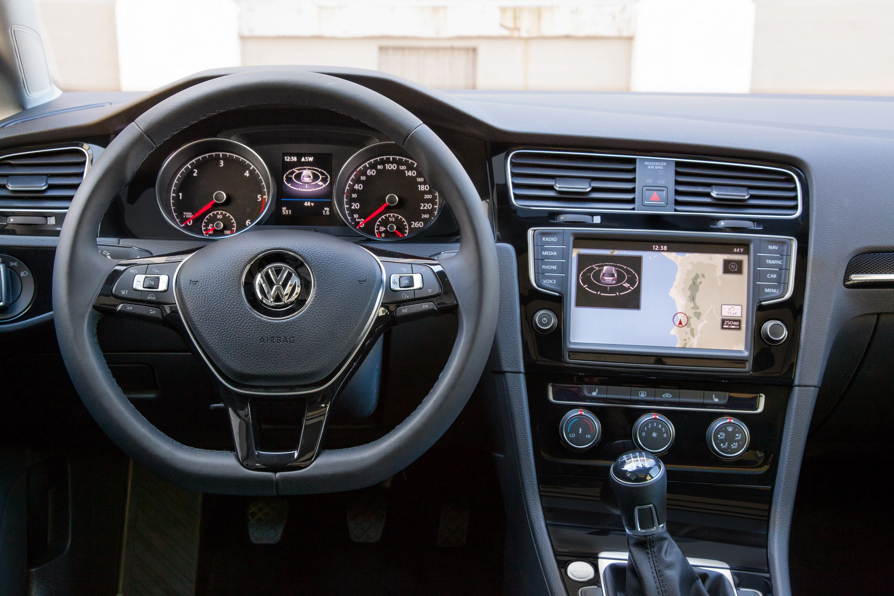 2014 Volkswagen Golf SportWagen 4Motion Concept
