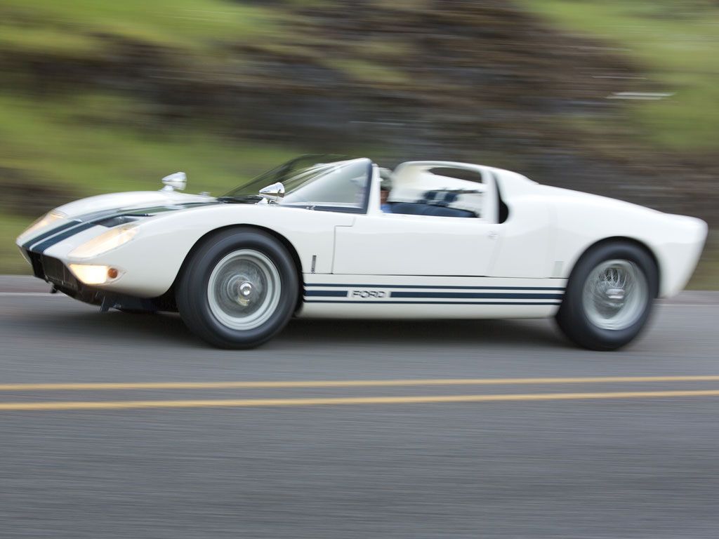 1965 Ford GT40 Roadster