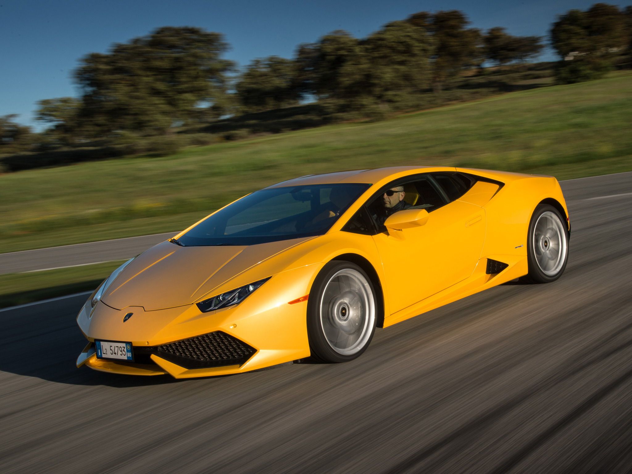 2015 - 2016 Lamborghini Huracán LP 610-4