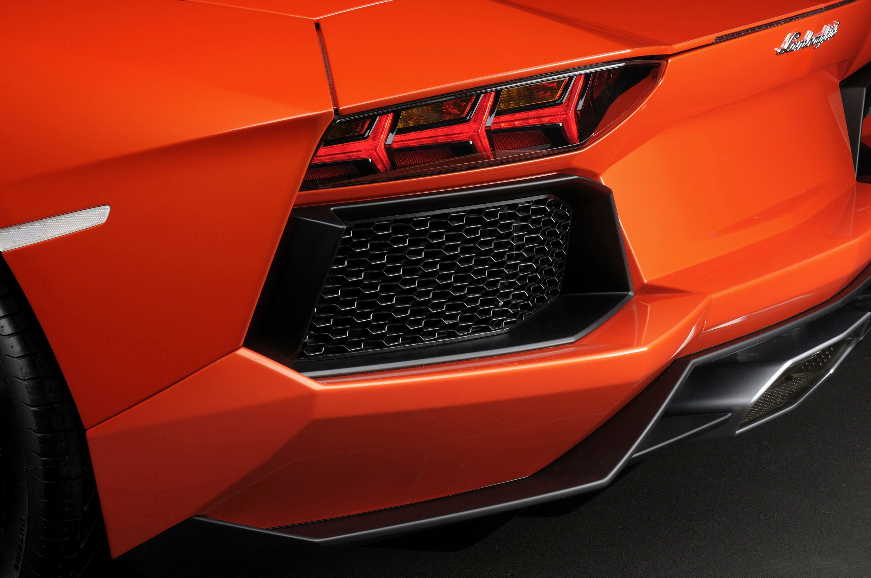 2013 Lamborghini Aventador LP 700-4