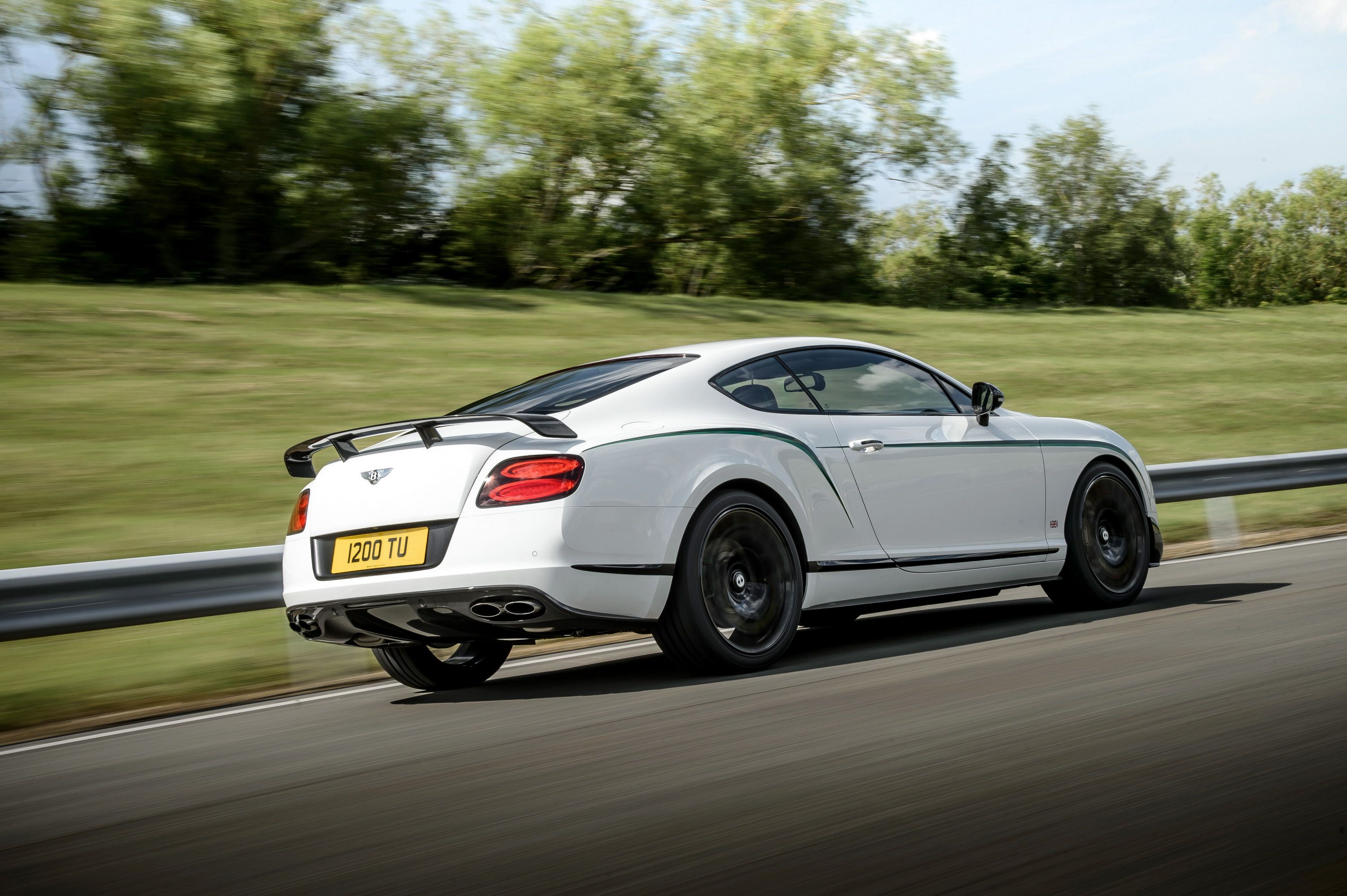 2014 Bentley Continental GT3-R