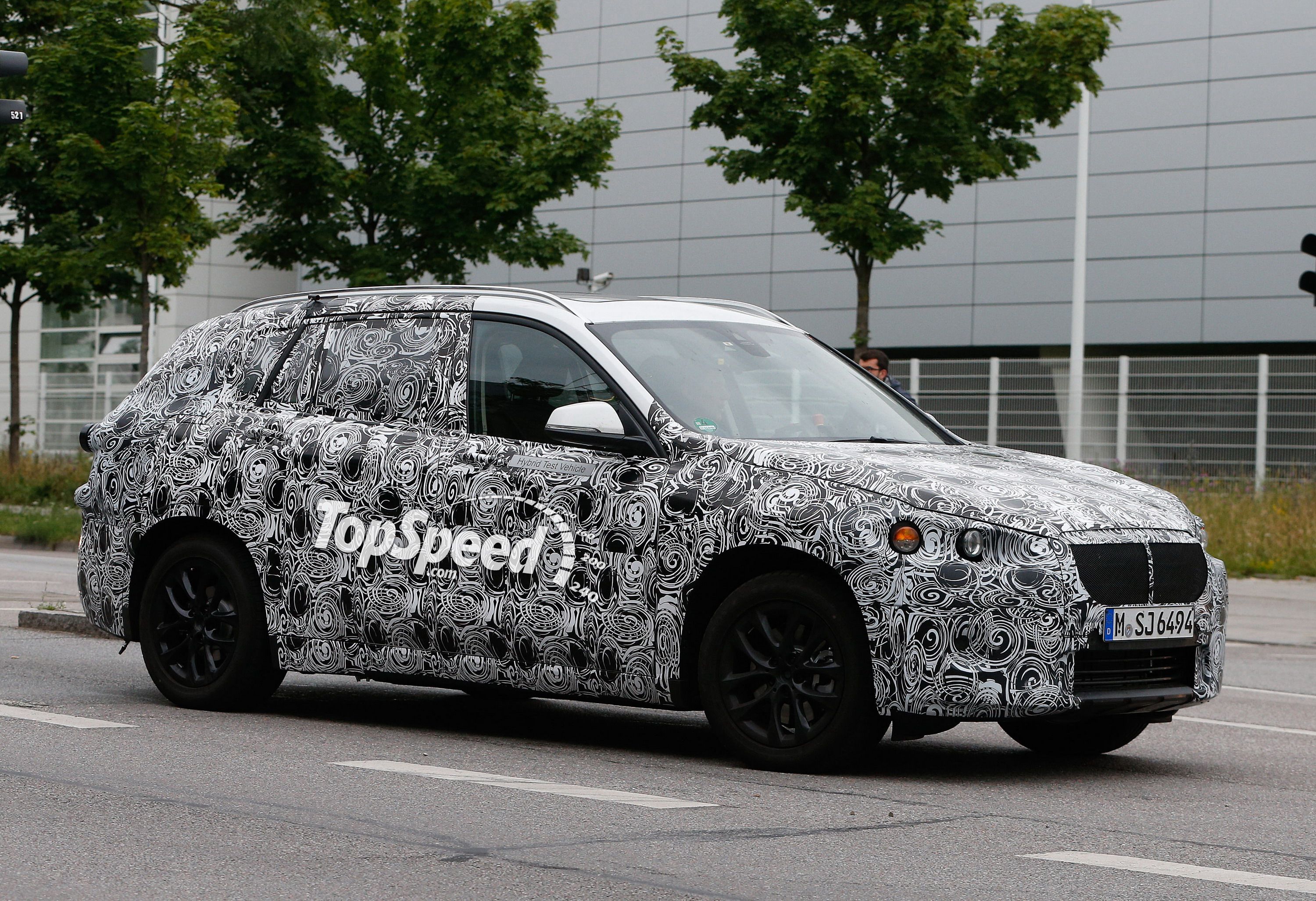 2014 Spy Shots: BMW FAST Shows Up Once Again