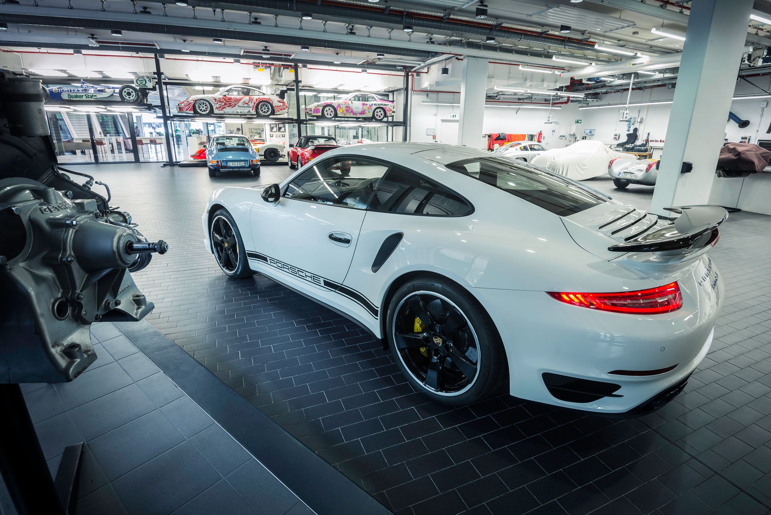 2014 Porsche 911 Turbo S Exclusive GB Edition