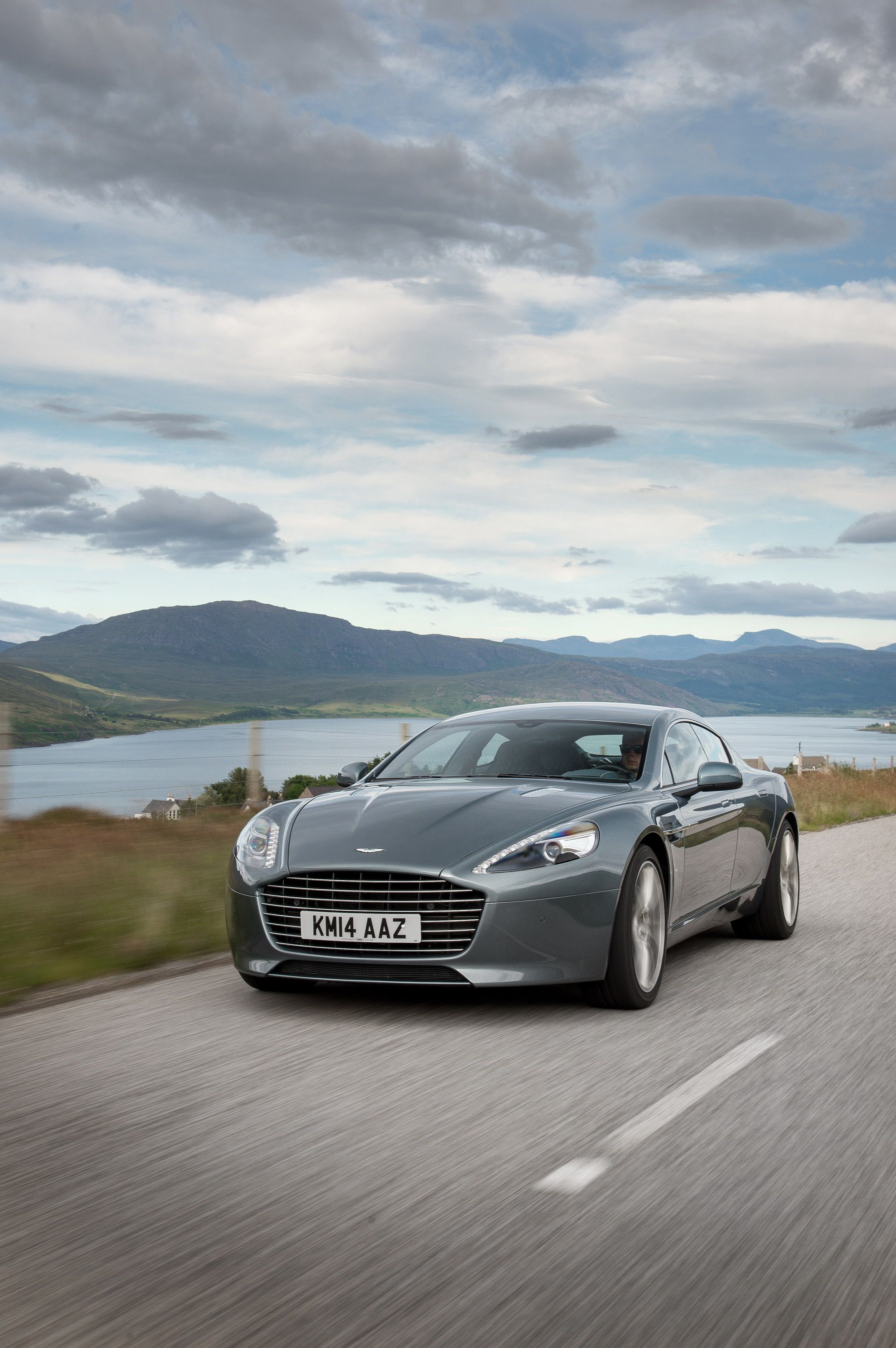 2014 - 2015 Aston Martin Rapide S