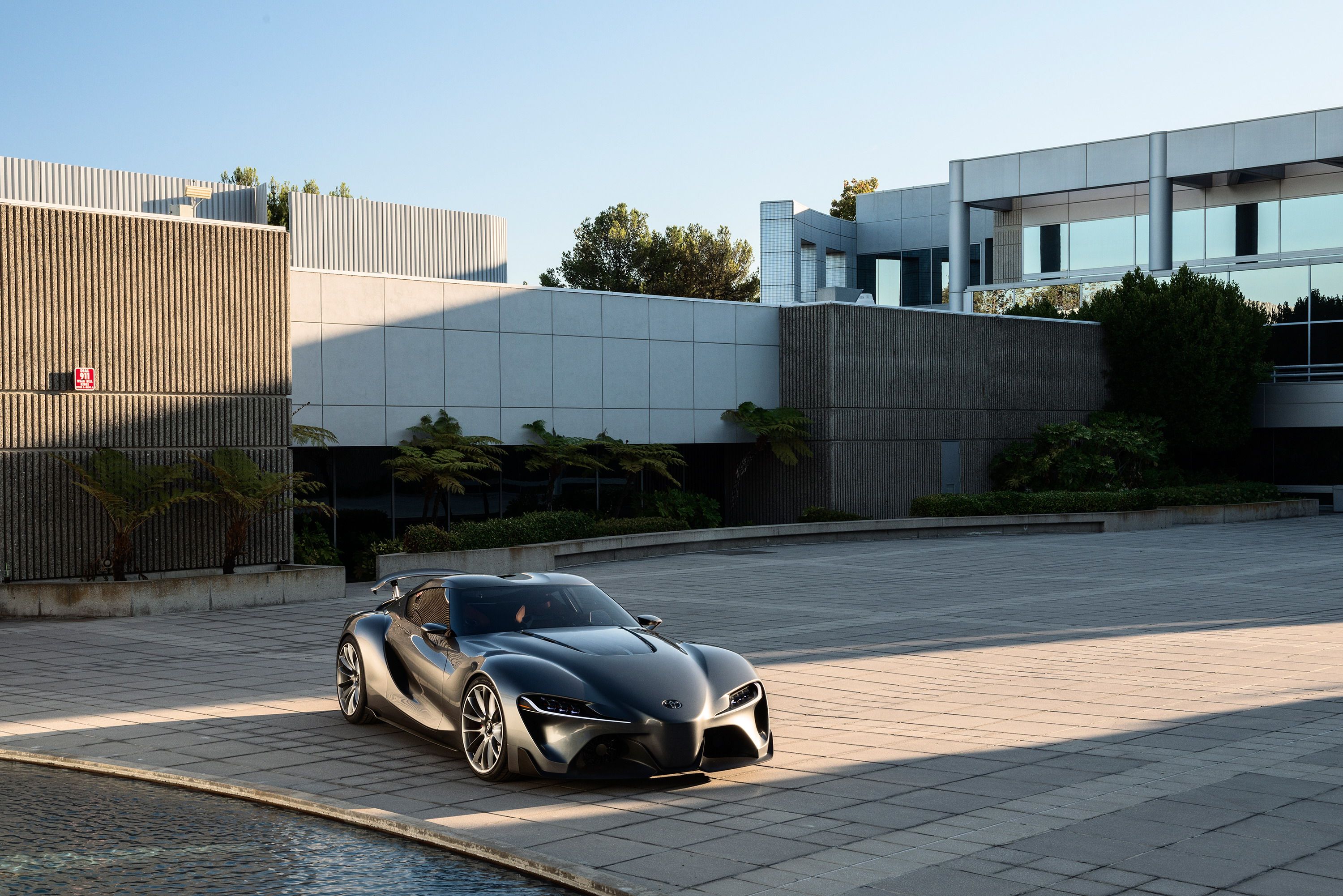 2014 Toyota FT-1 Concept