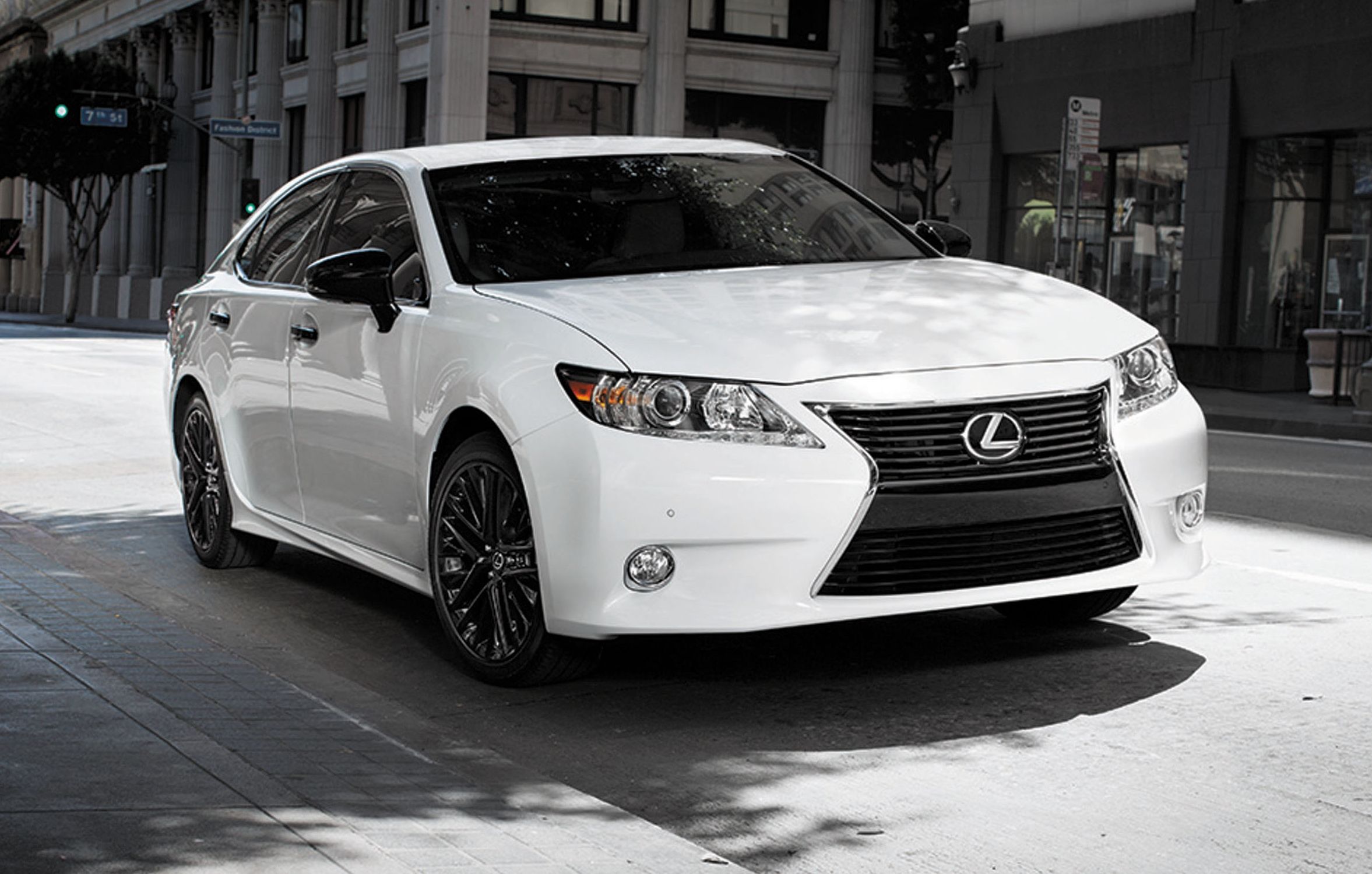 2015 Lexus ES Crafted Line Edition