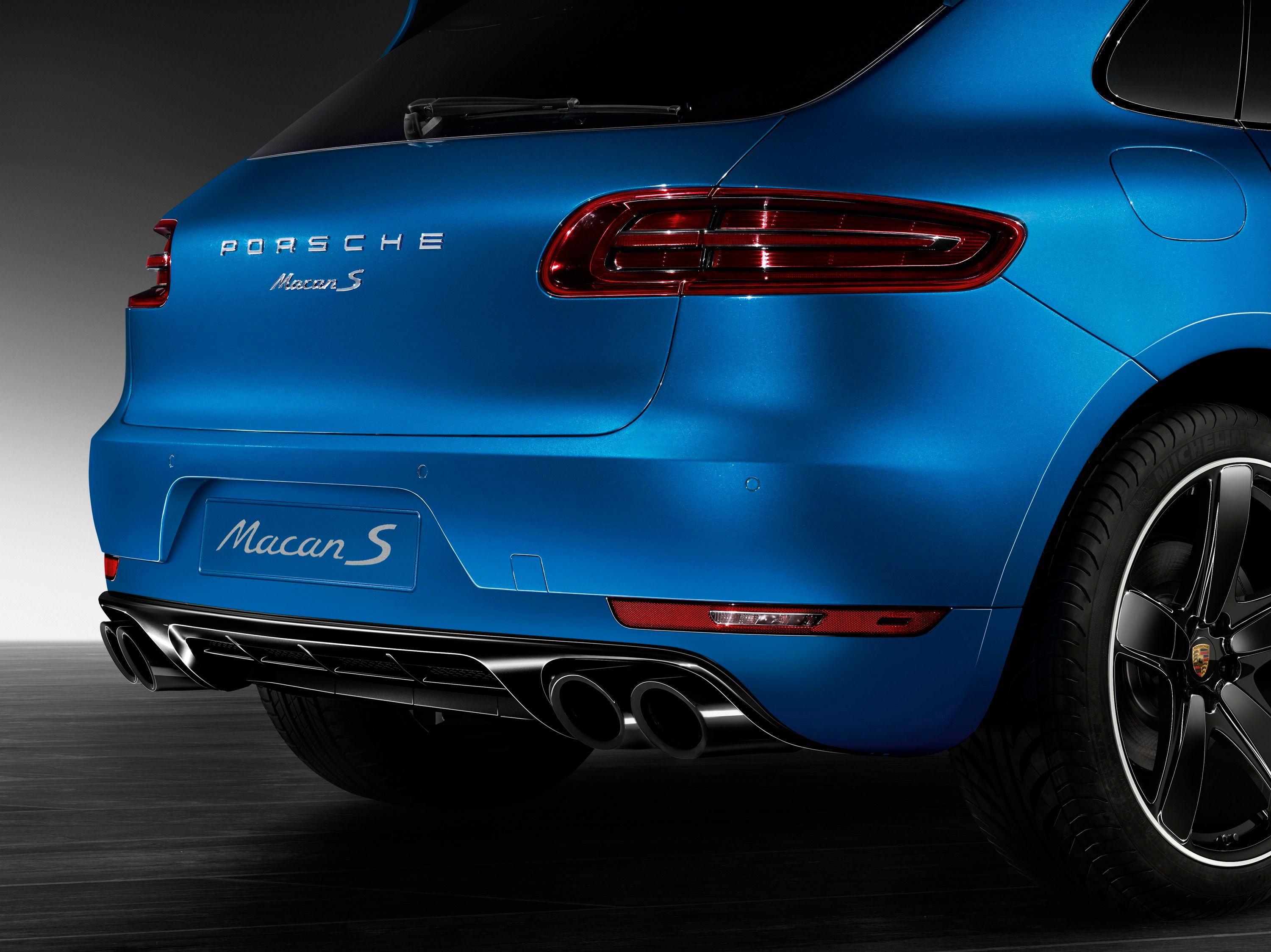 2015 Porsche Macan Sport Design by Porsche Exclusive