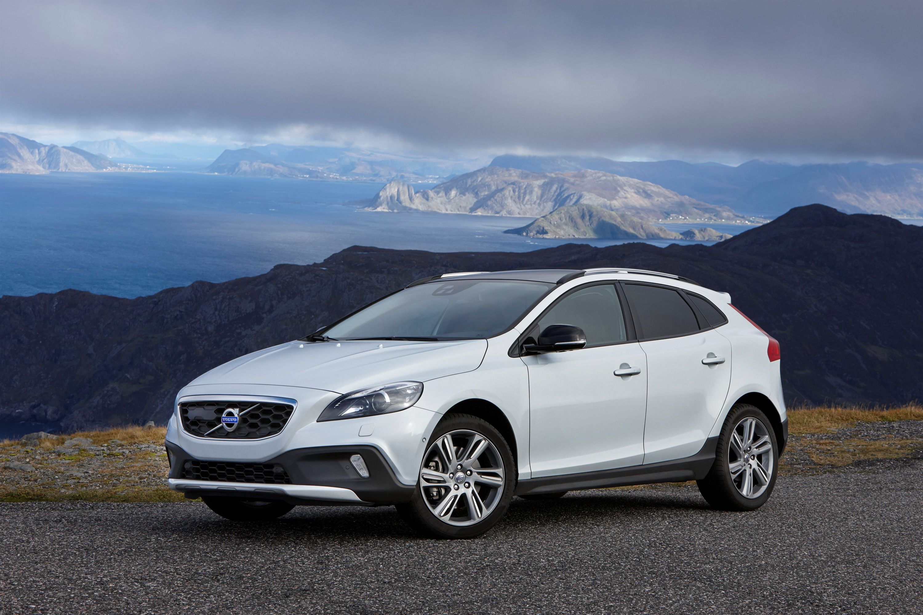 2013 - 2015 Volvo V40 Cross Country