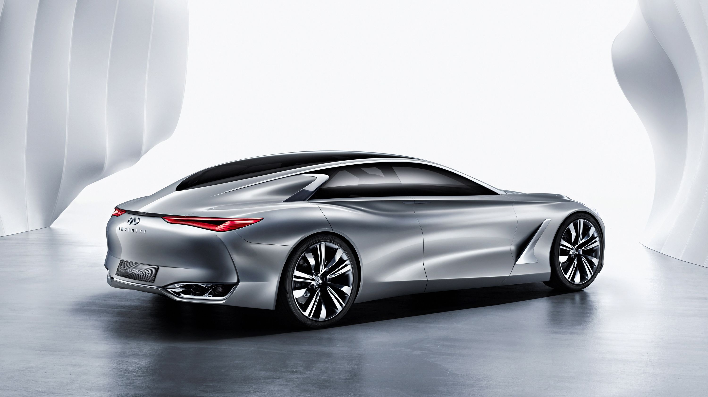  The Q80 Inspiration is absolutely stunning, but how much of this design can possibly make it to production?