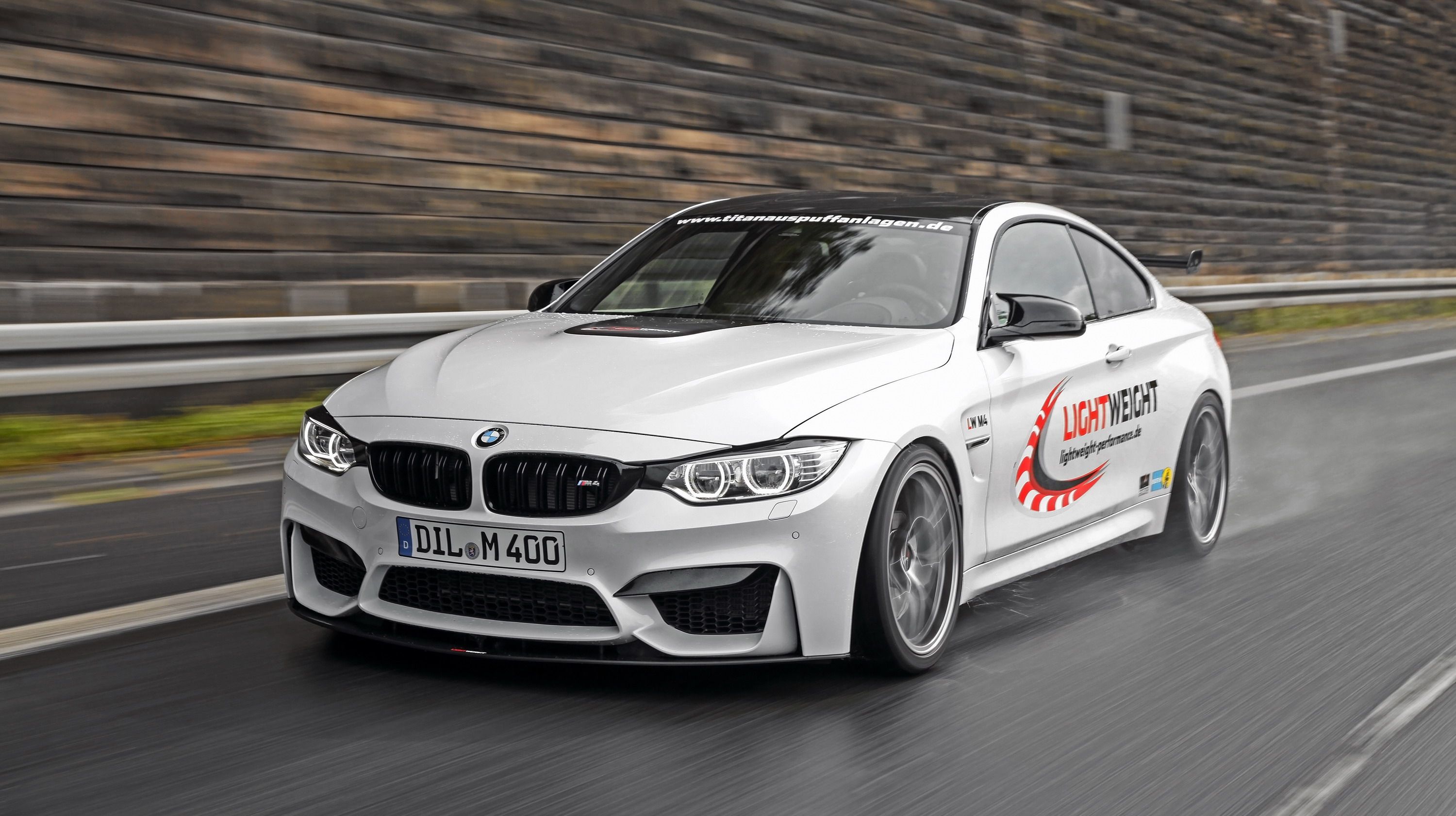 2014 BMW M4 By Lightweight