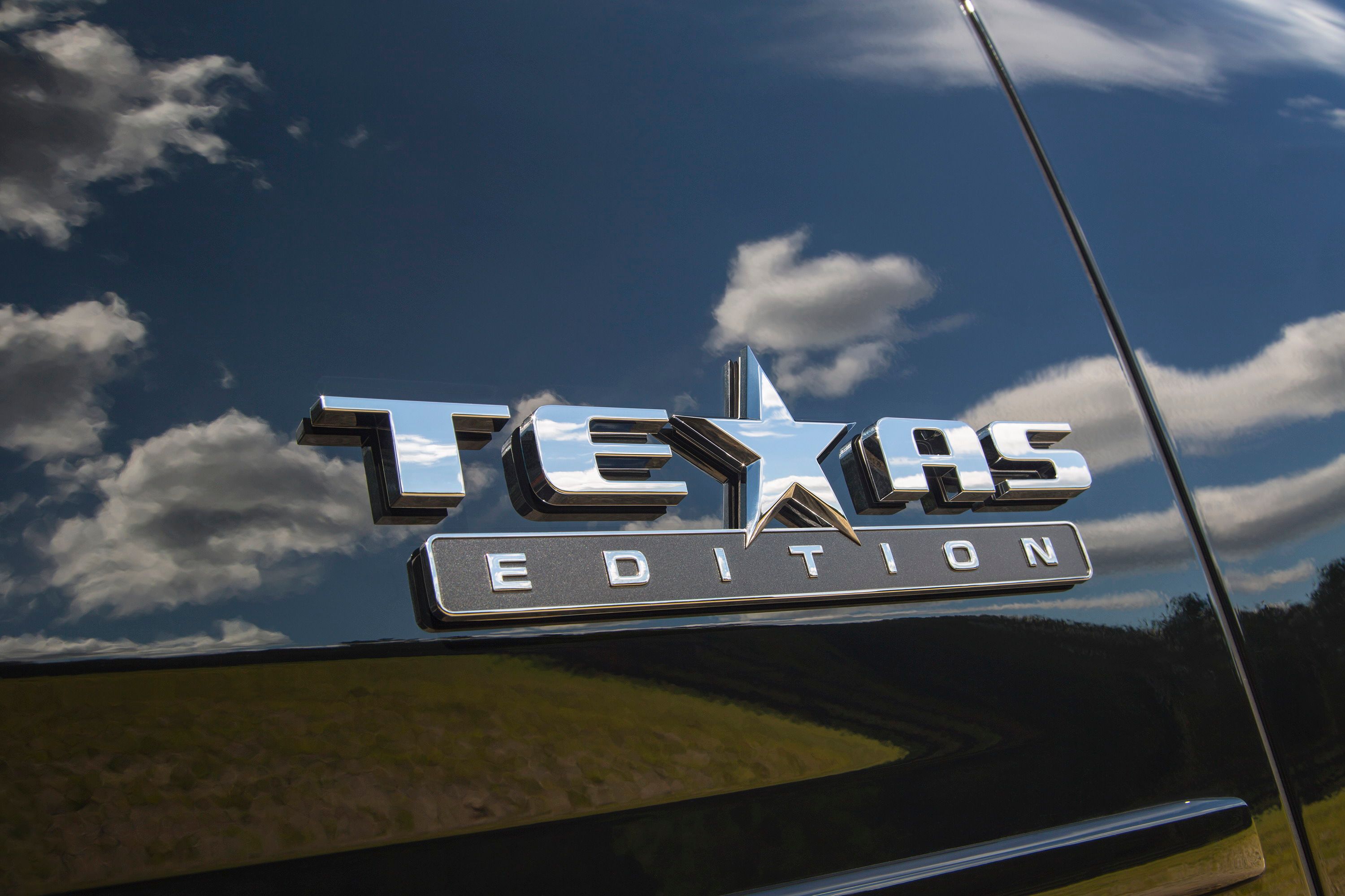 2015 Chevrolet Suburban Texas Edition