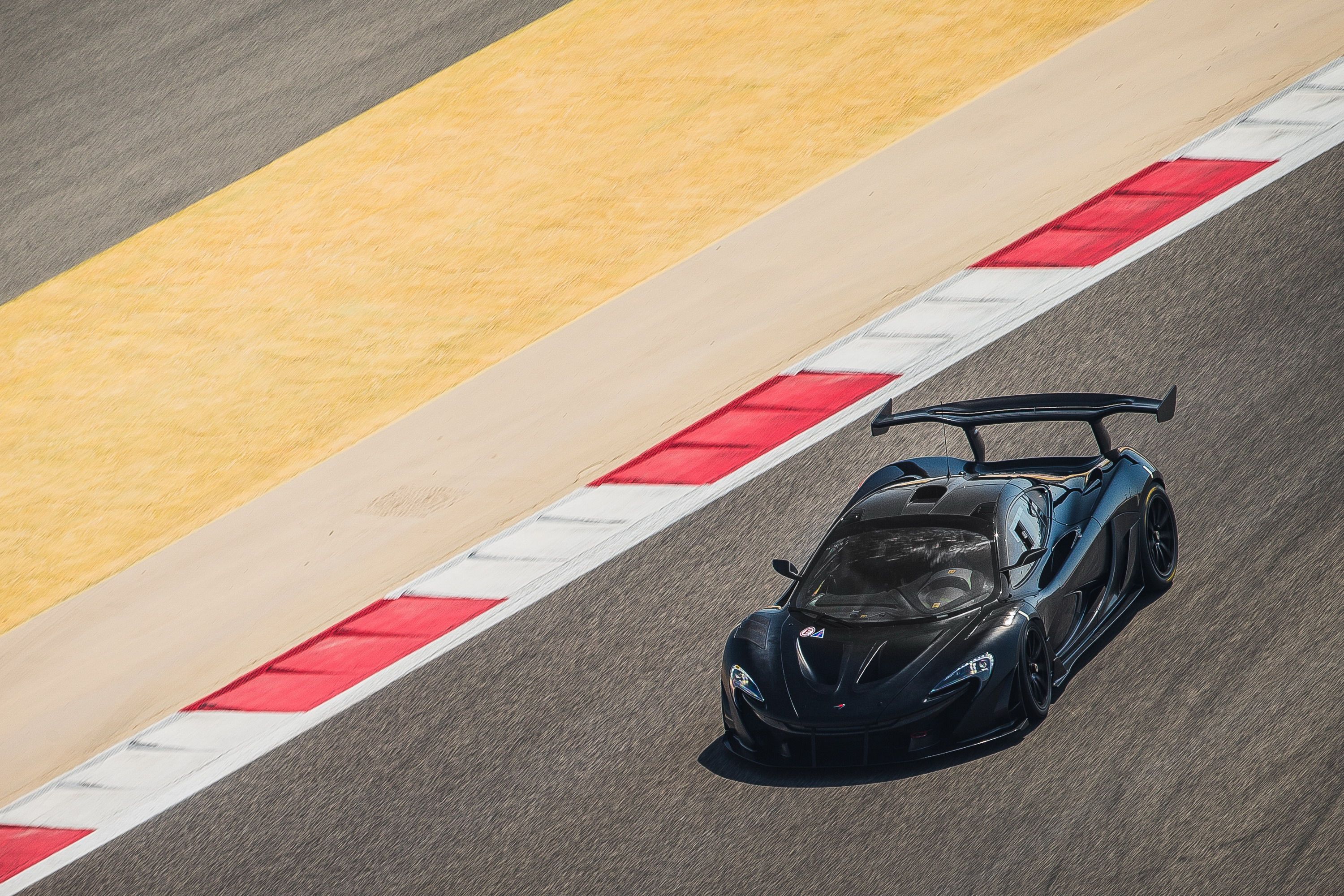 2016 McLaren P1 GTR