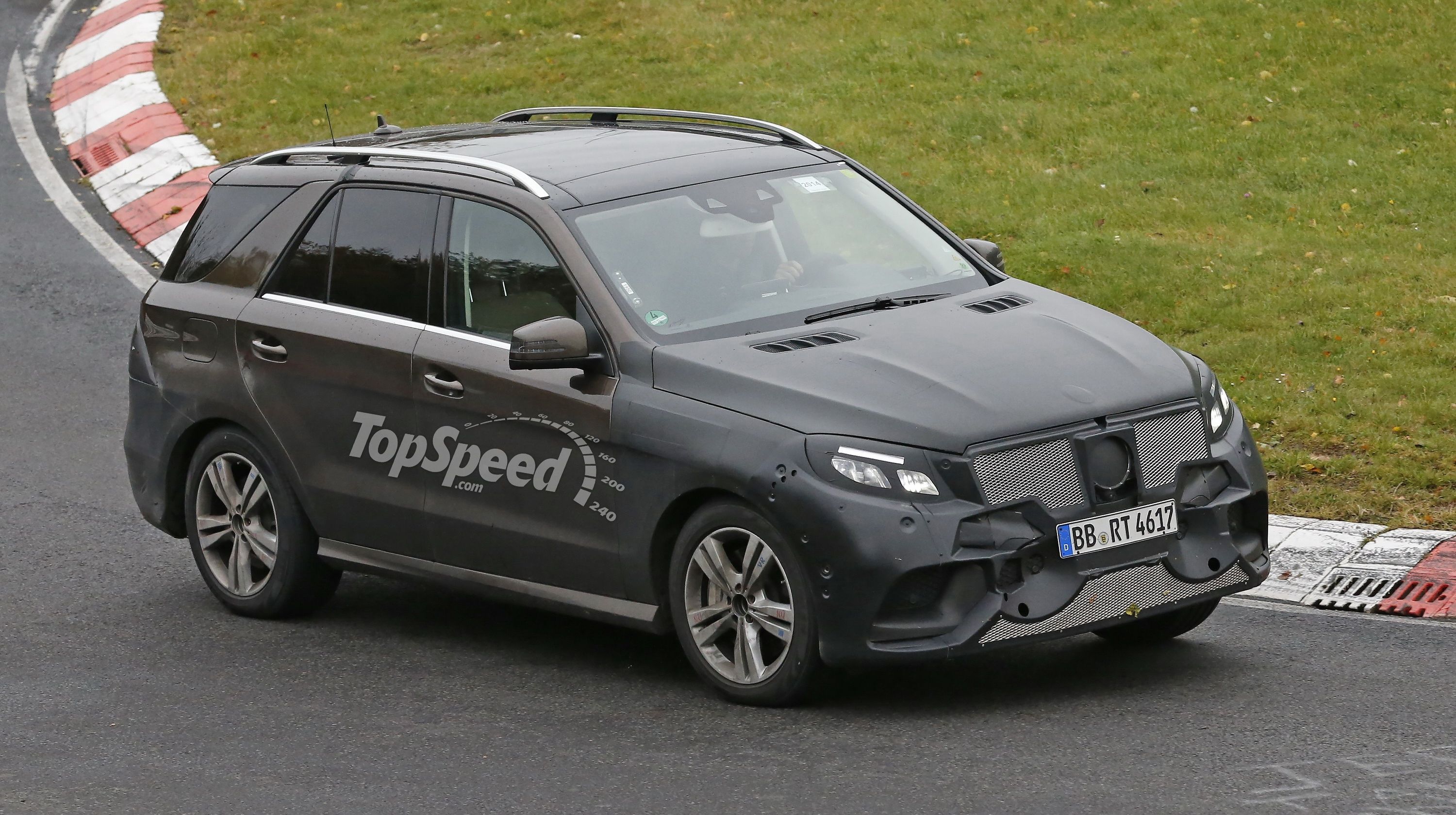  The GLE-Class Plug-In Hybrid was just caught on the Nurburgring, and we have all the pictures. 