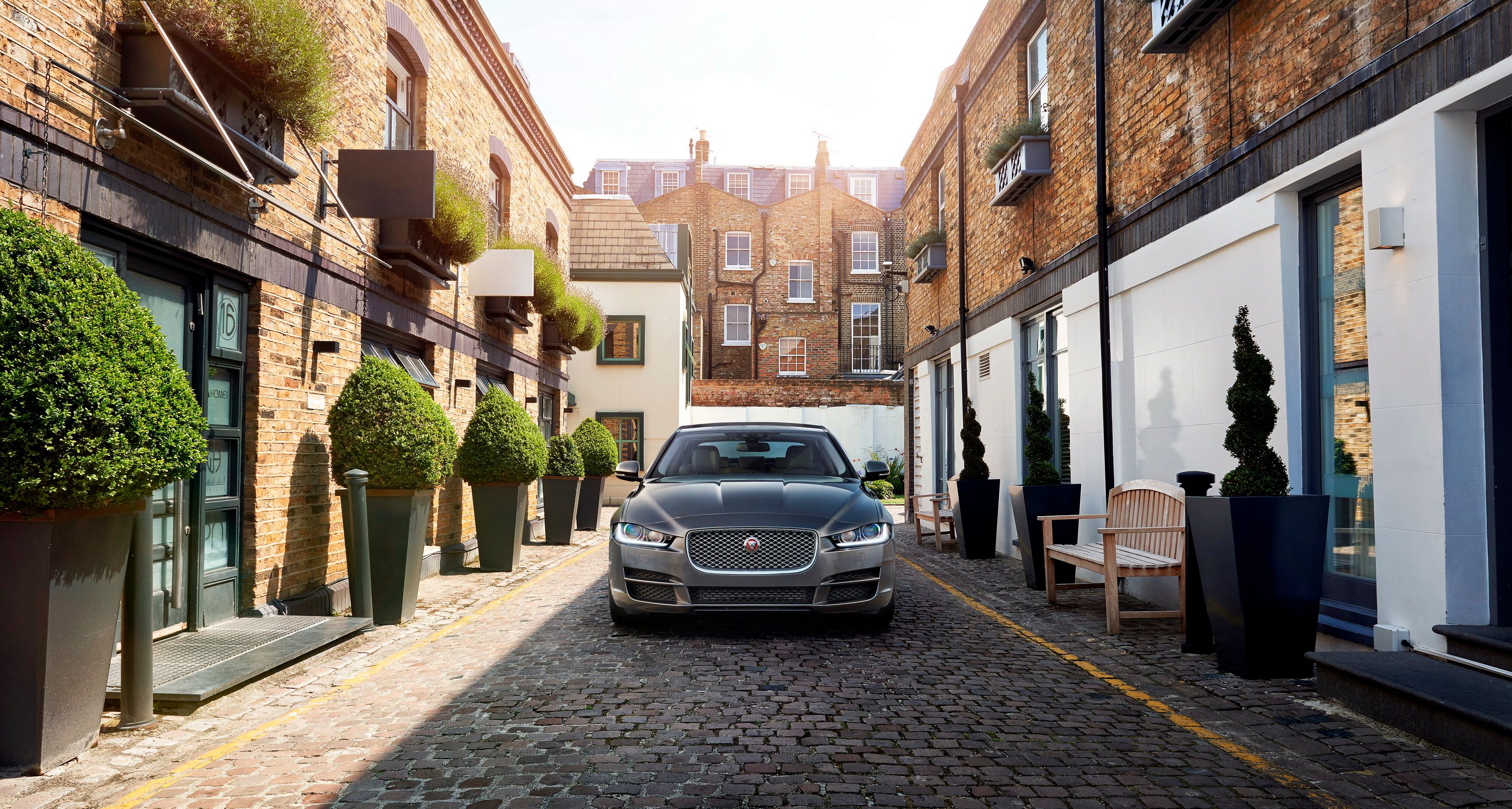 2017 Jaguar XE