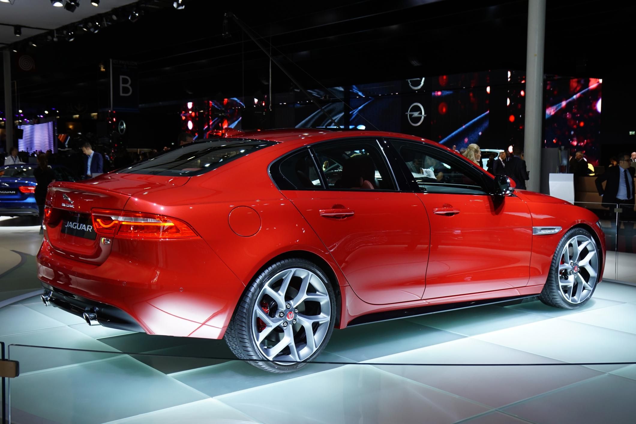 2017 Jaguar XE