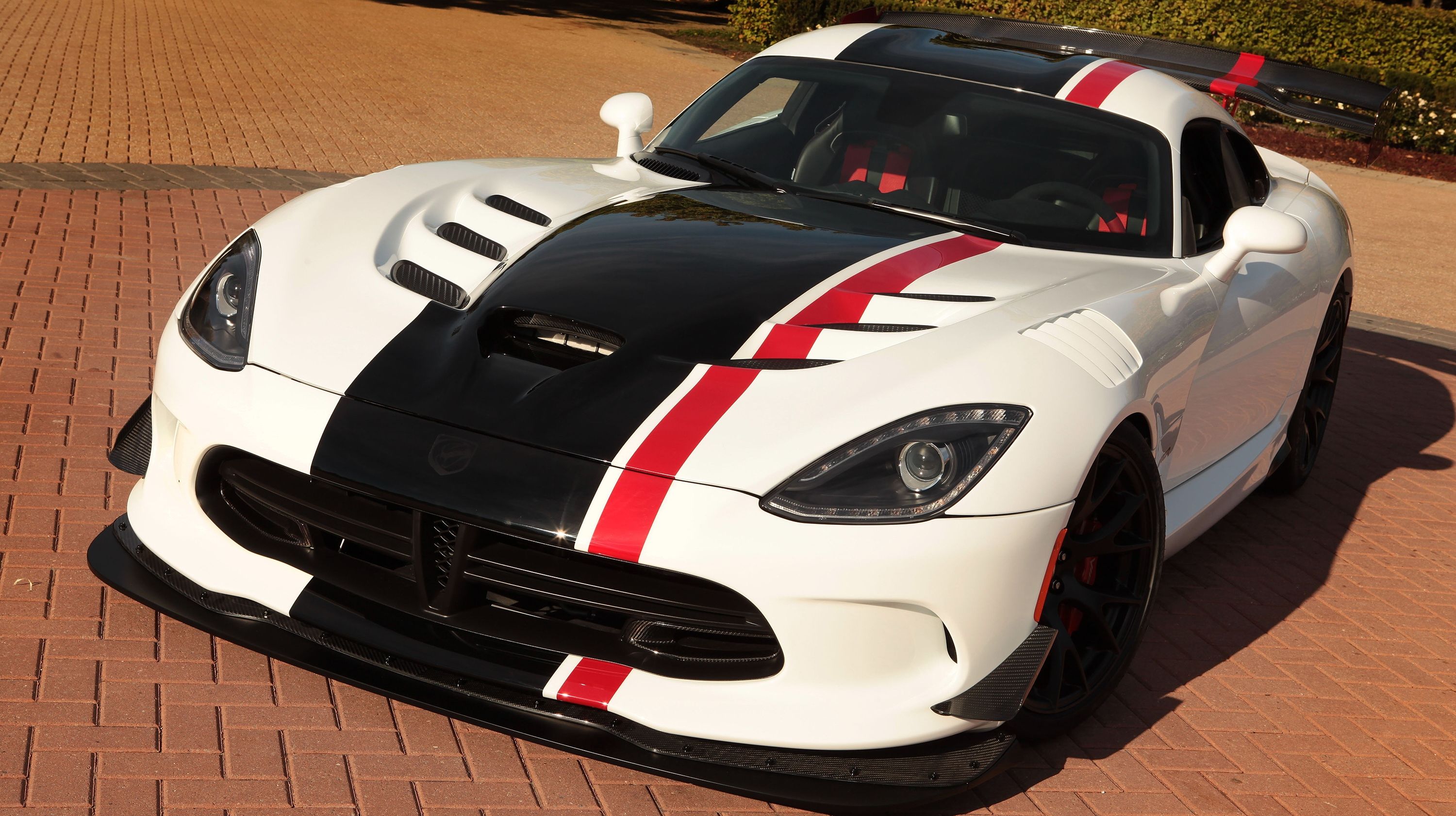  Does this Viper ACR Concept mean that the legendary Viper racer could make a comeback?