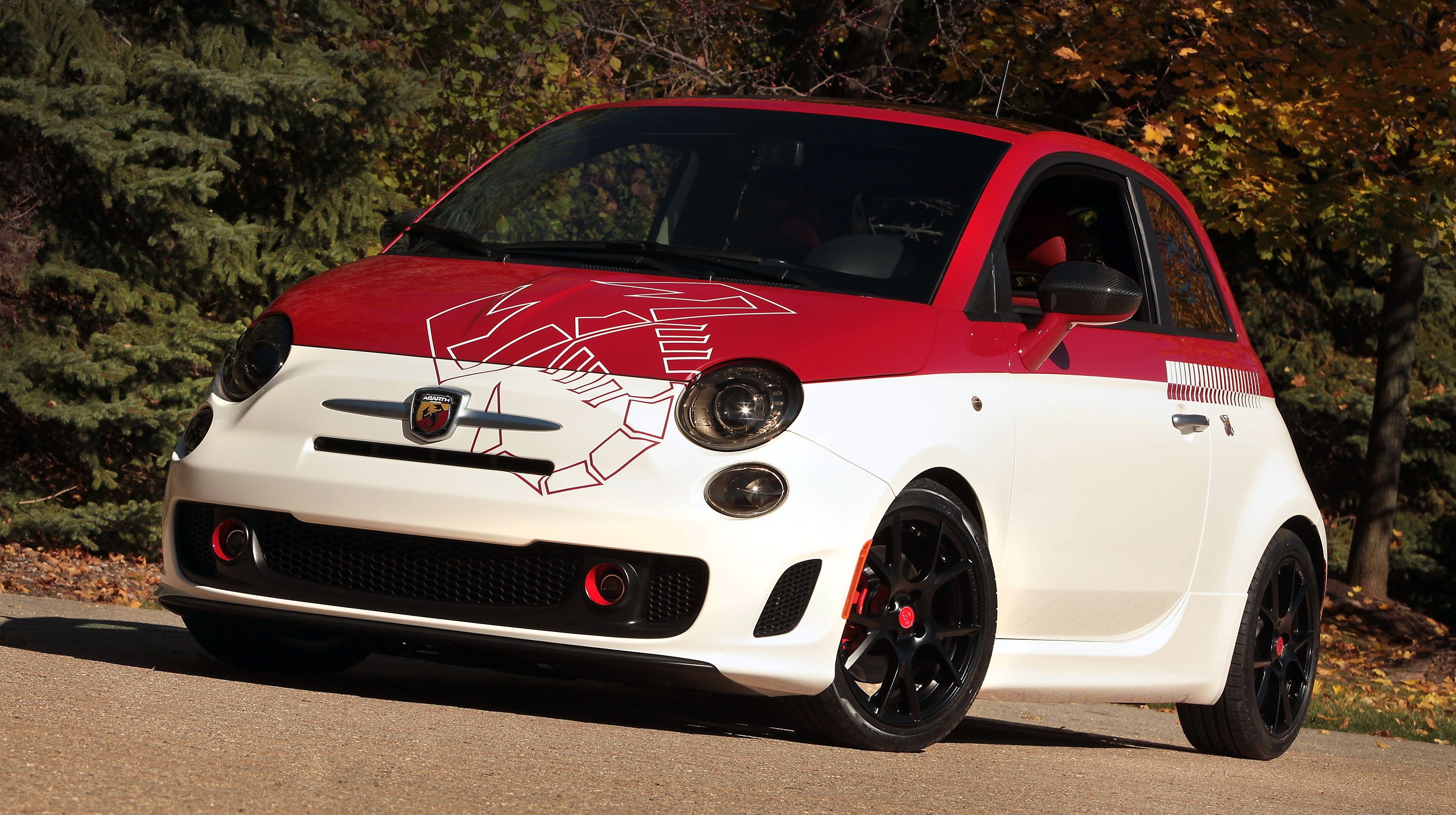  Fiat's hitting SEMA with a modified 500 Abarth, but it looks to carry the same 160-horse engine. 