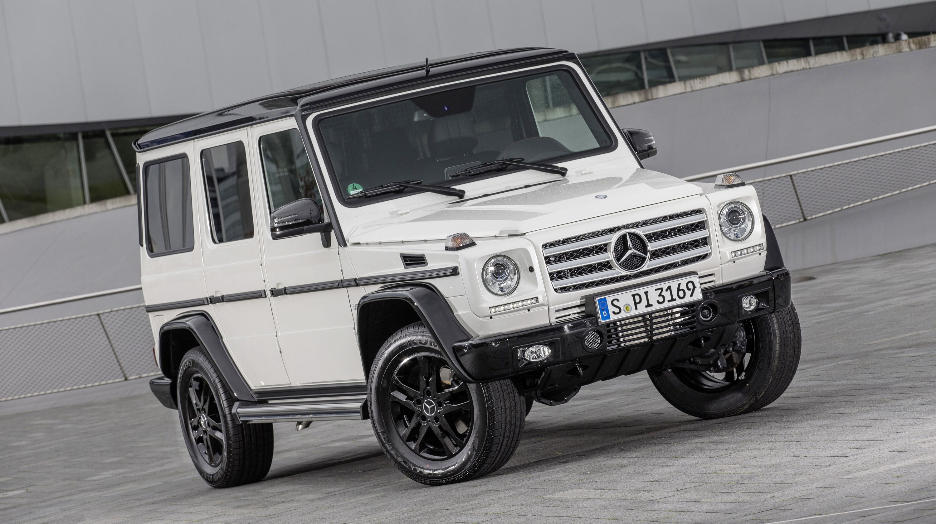  The G-Class celebrates its 35th birthday with a special edition. 