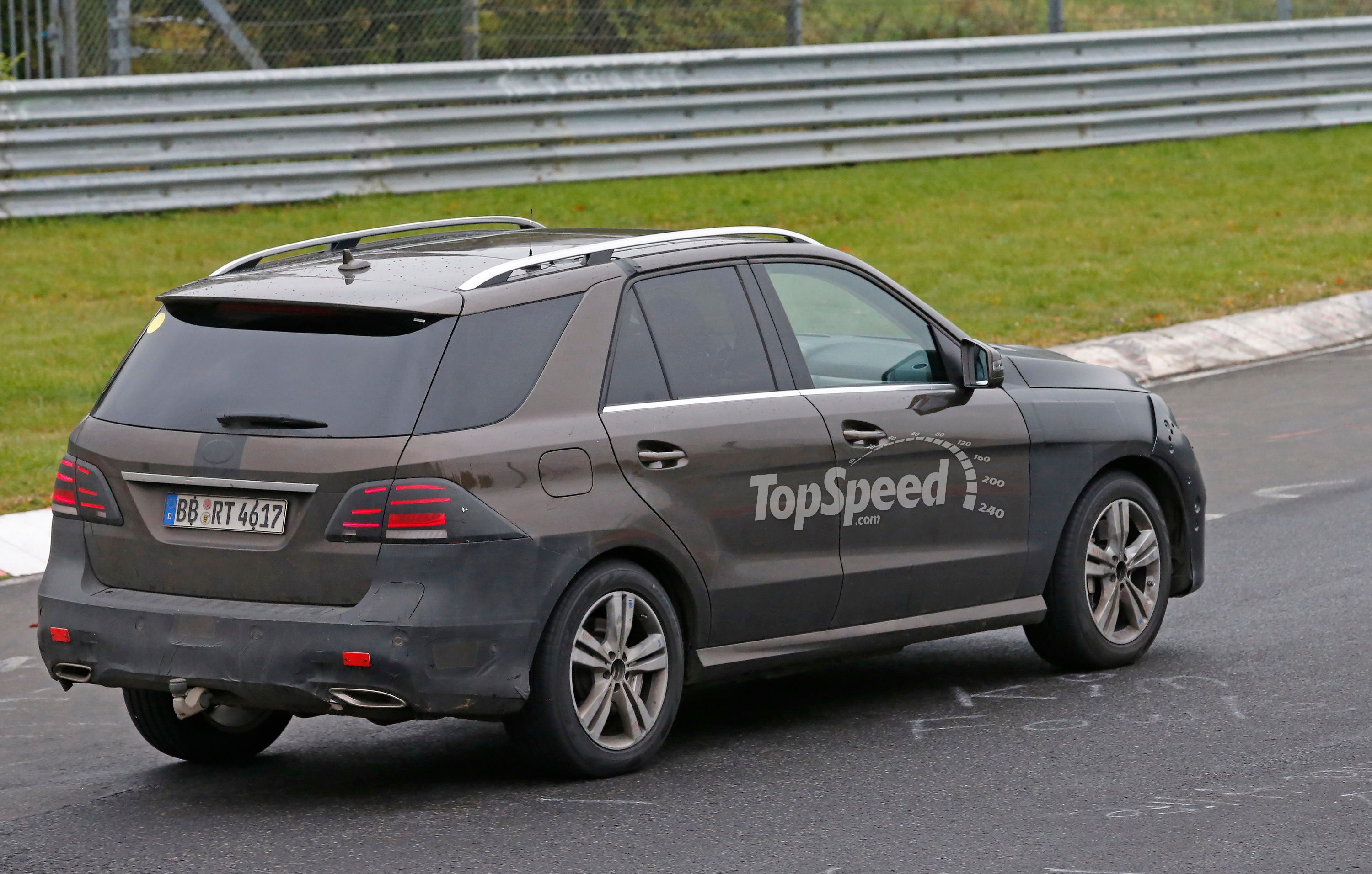 2016 Mercedes-Benz GLE-Class Plug-In Hybrid