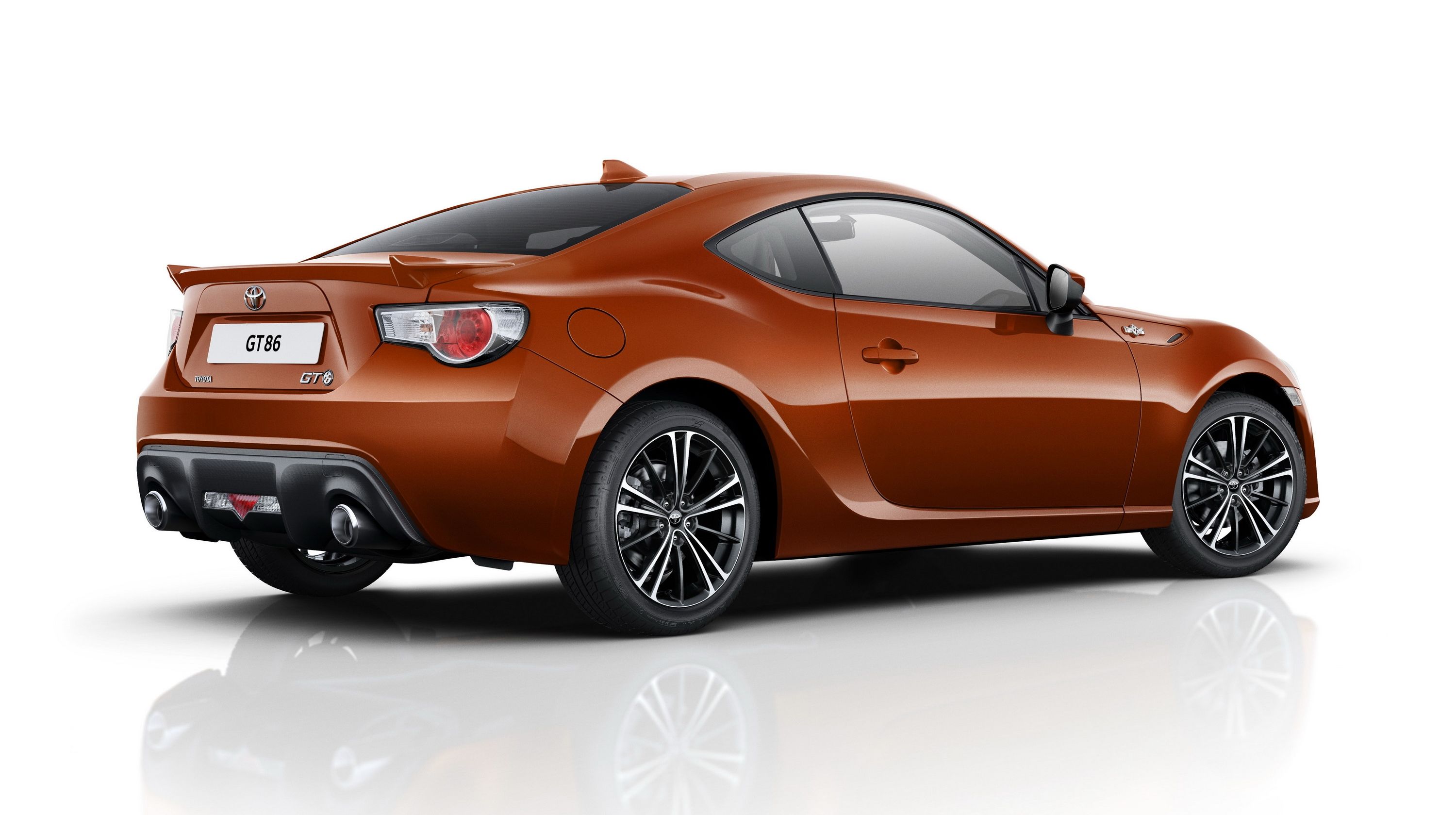  Hey look, a new GT 86... Still the same old 2.0-liter engine though. At least this one's cheaper though. 