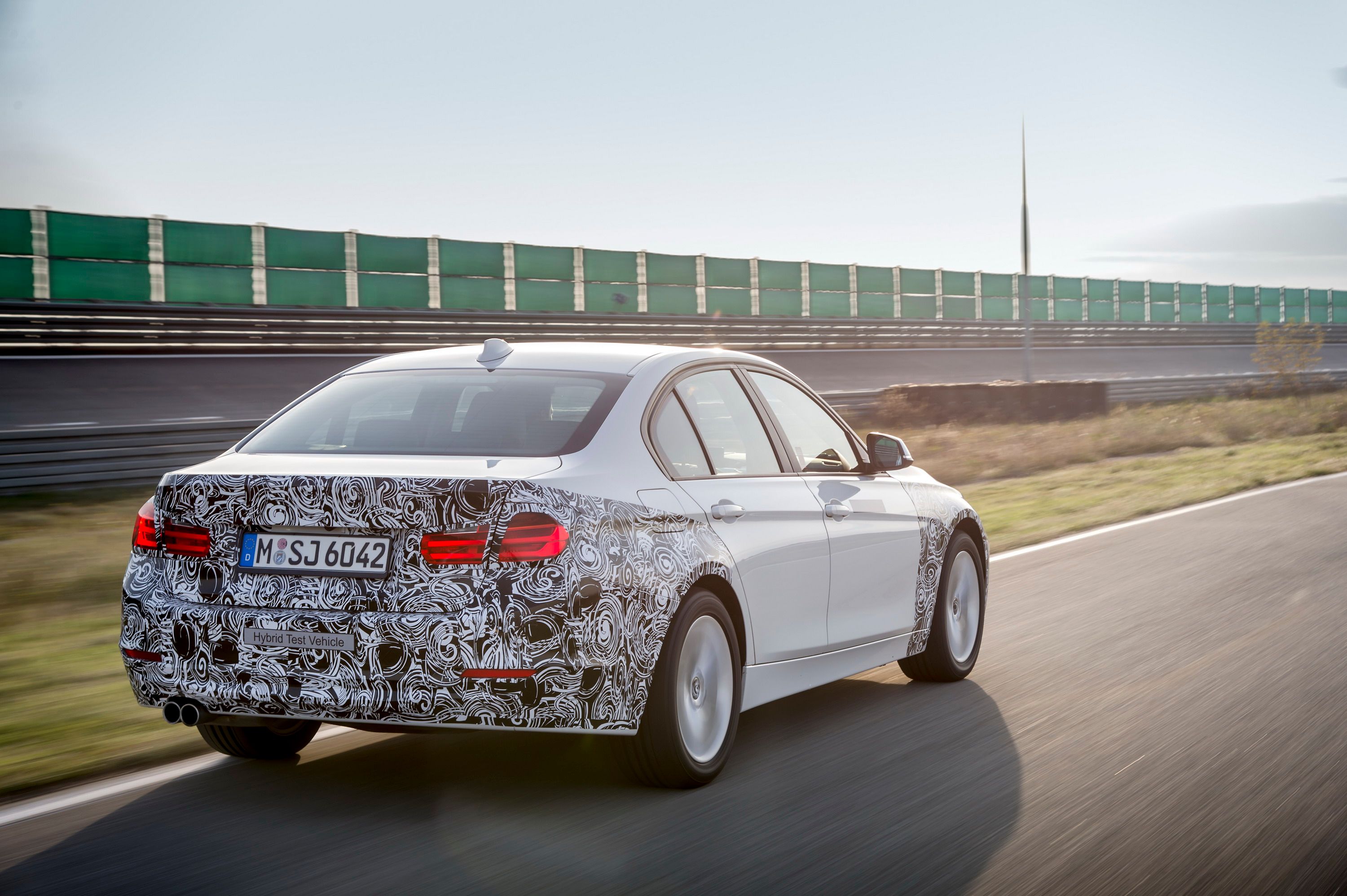 2016 BMW 3 Series Plug-In Hybrid