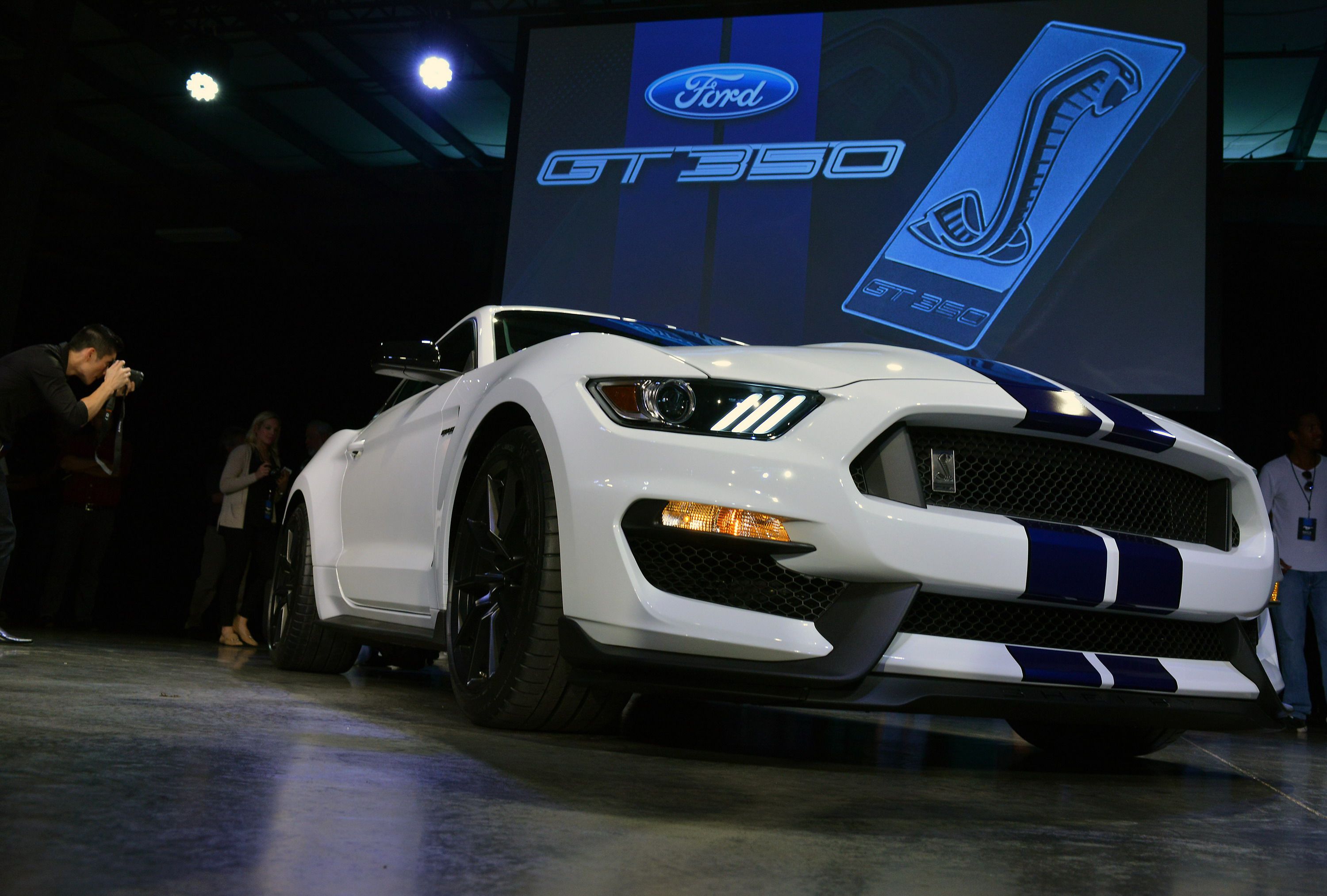2016 - 2017 Ford Shelby GT350 Mustang