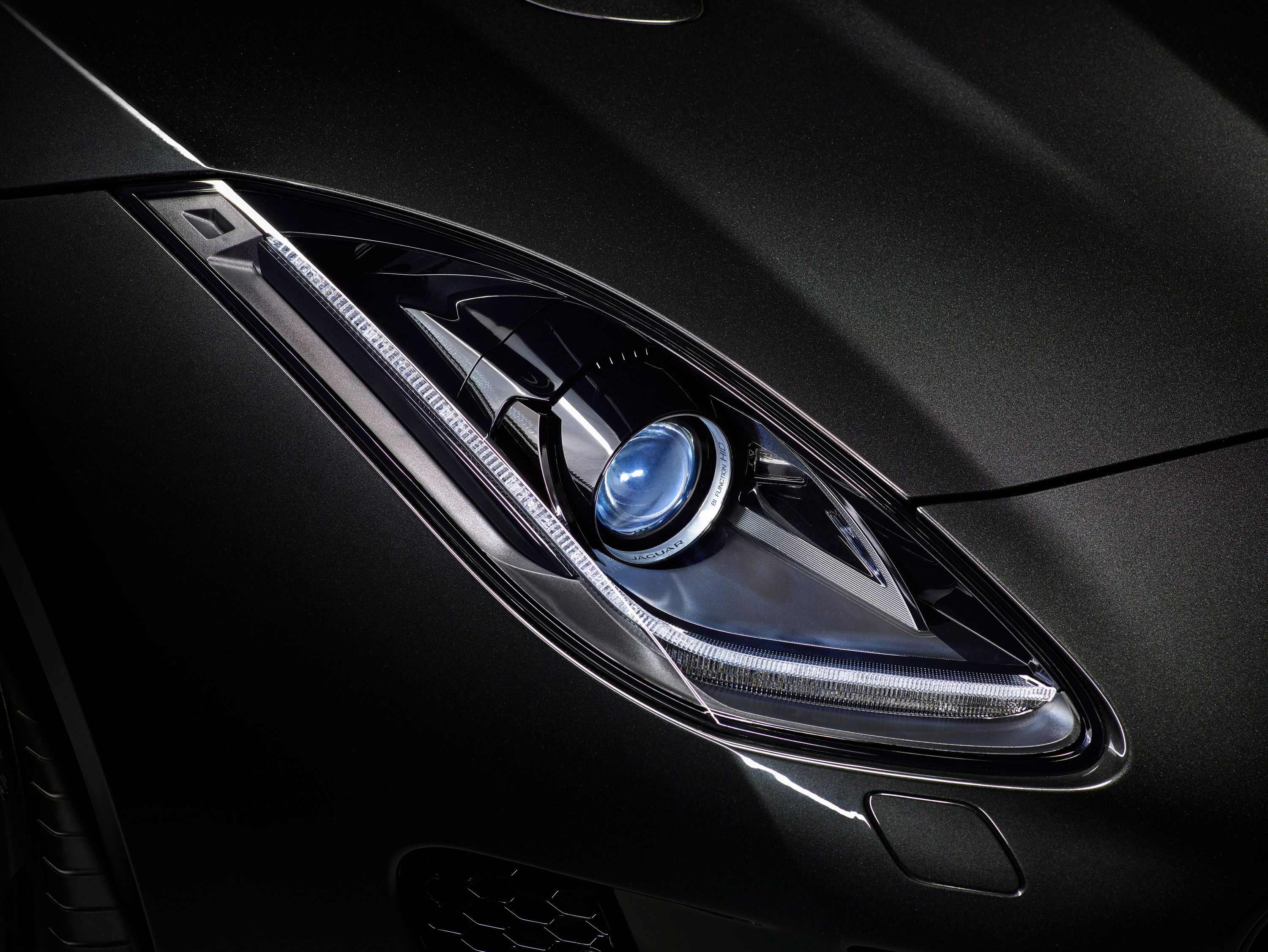 2016 Jaguar F-Type AWD Coupe